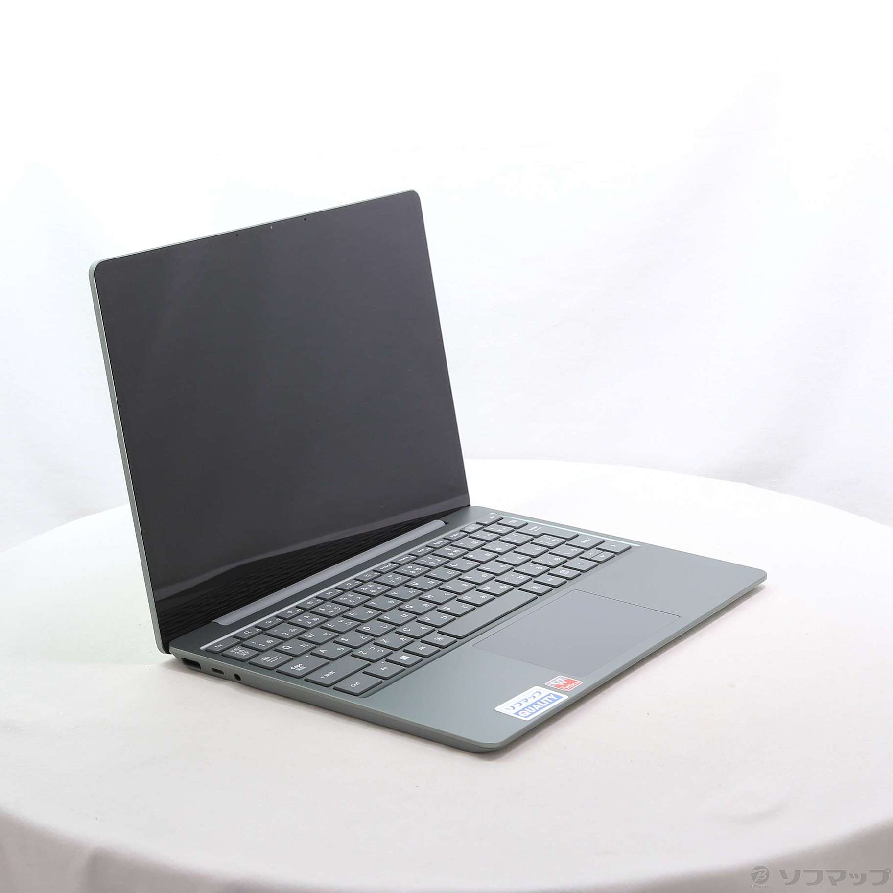 Surface Laptop Go 3 セージ 240323a-640x427.jpg