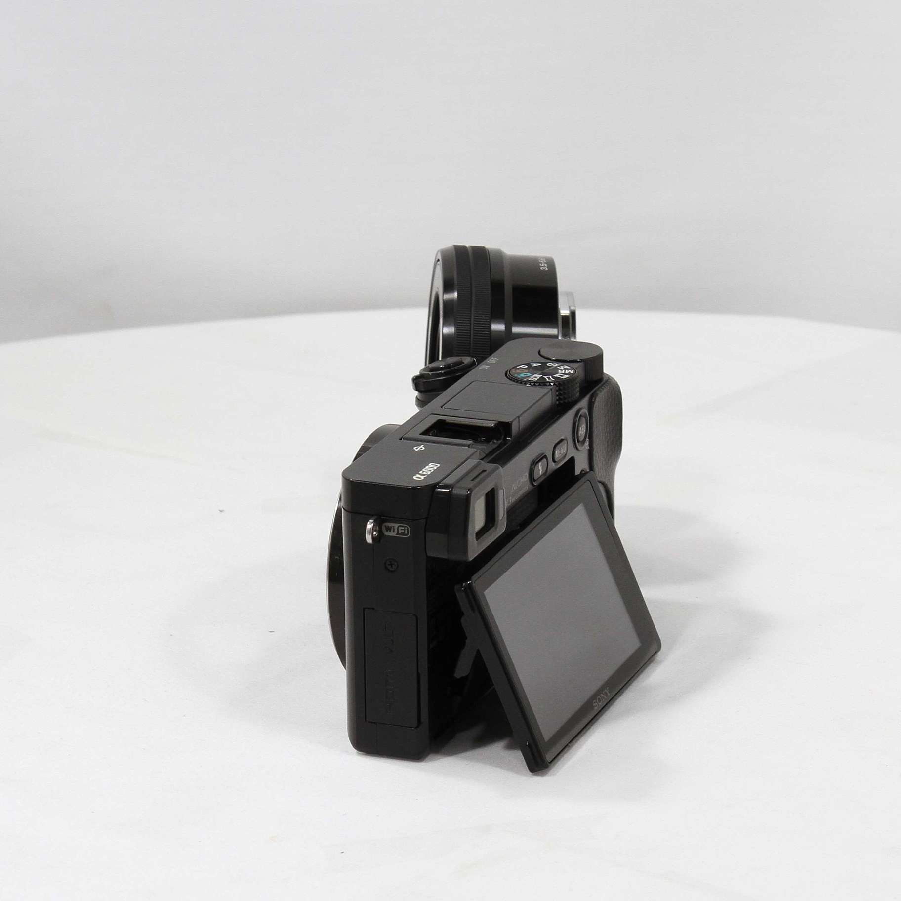 中古】α6000 パワーズームレンズキット ブラック ILCE-6000L
