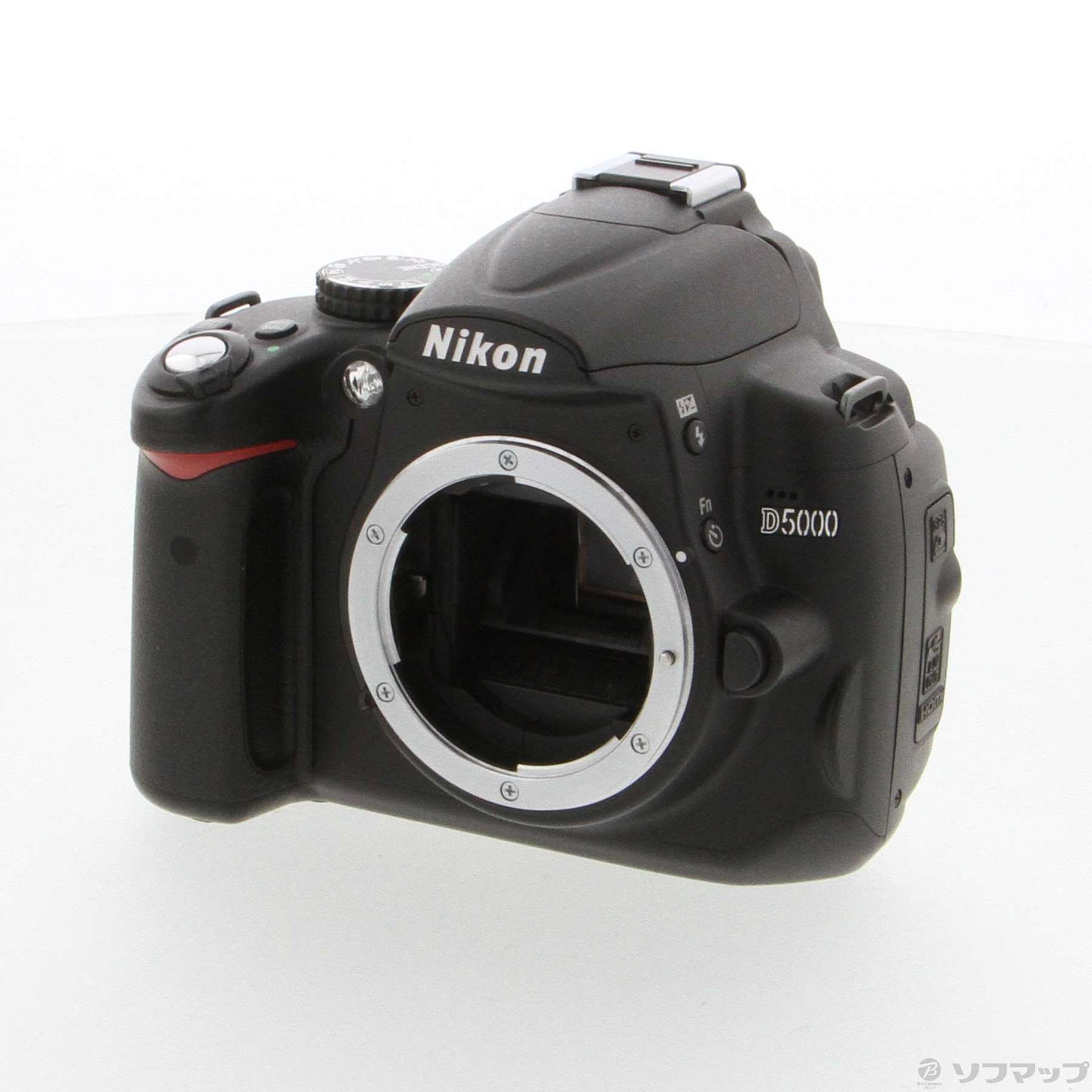 Nikon D5000