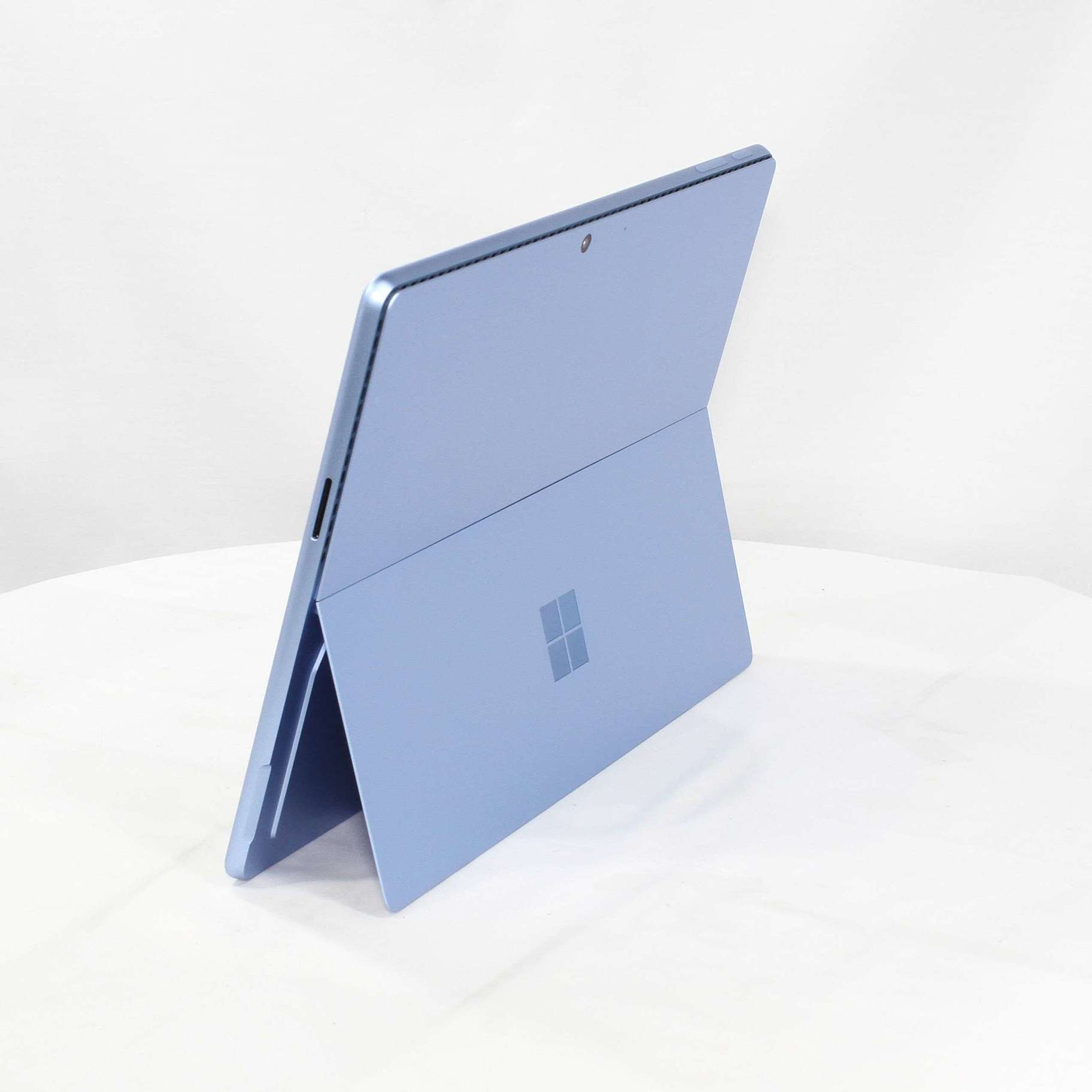 美品 Surface Pro(第11世代)／メモリ16／SSD512 Surface Pro (第11世代)プラチナ 16GB/512GB ZIN-00011 1台（直送品