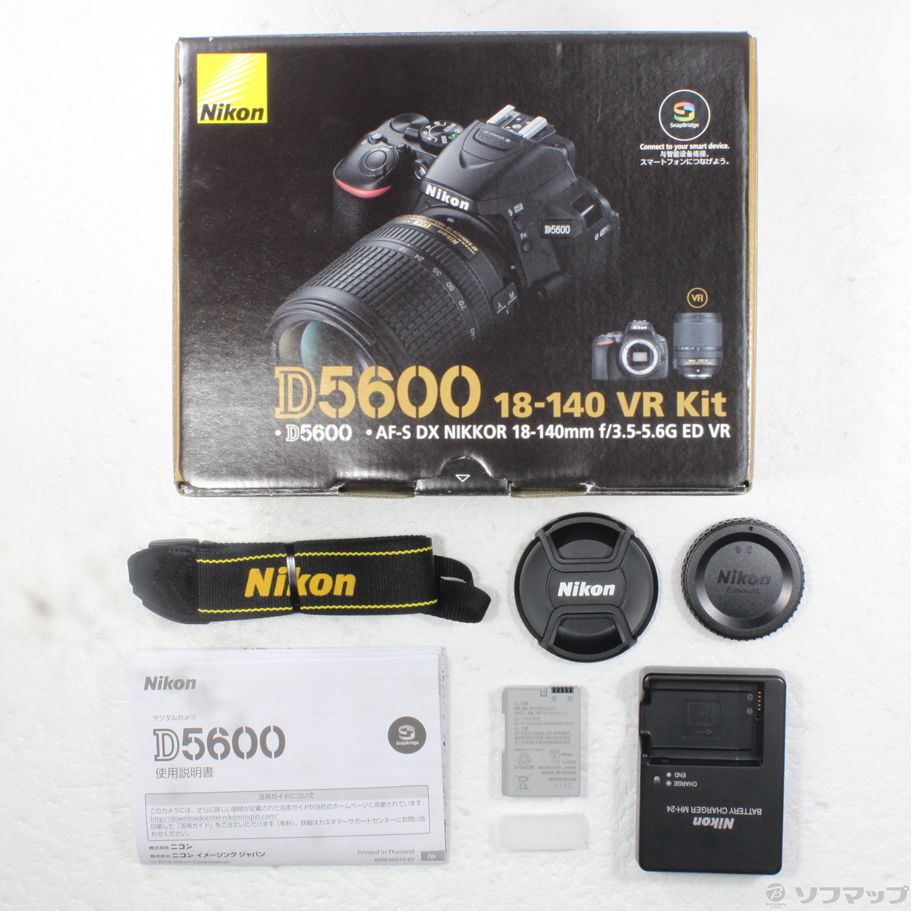 Nikon D5600 18-140 VR レンズキット ショット数 15968 D5600 18-140