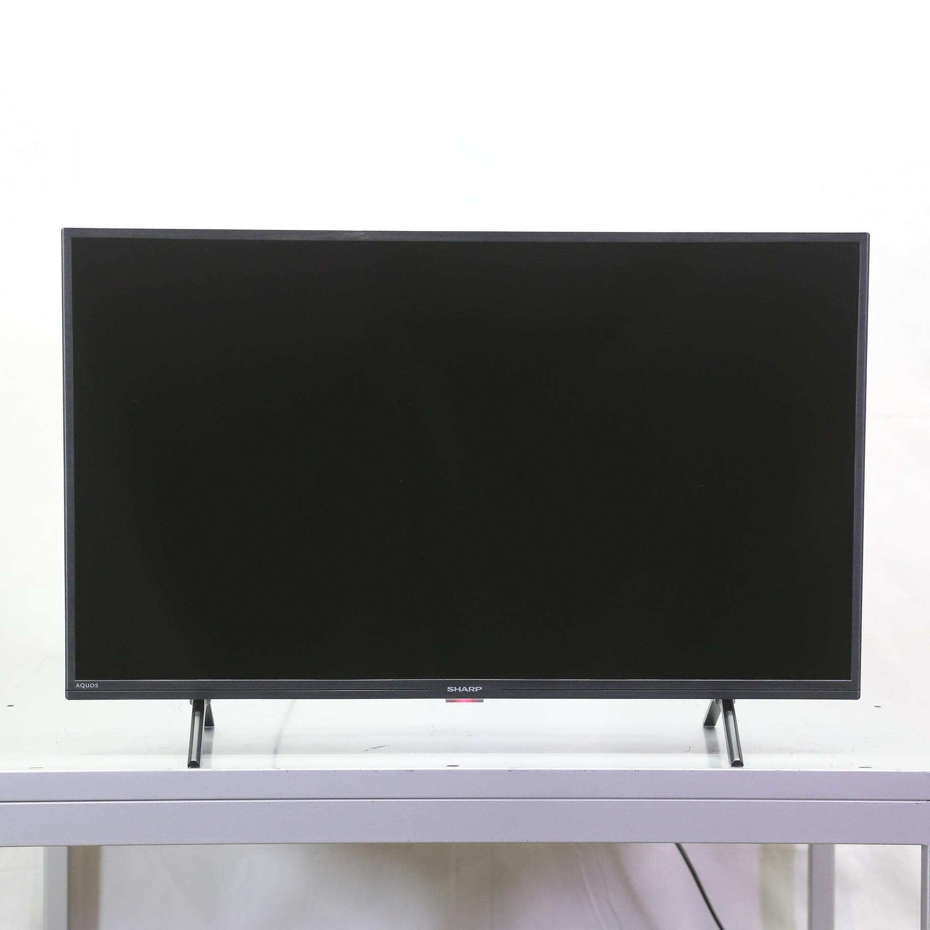 美品 SHARP 32インチ液晶テレビ 2T-C32EF1 モデルルーム展示品 中古】〔展示品〕 液晶テレビ AQUOS 2T-C32EF1 ［32V型 ／Bluetooth