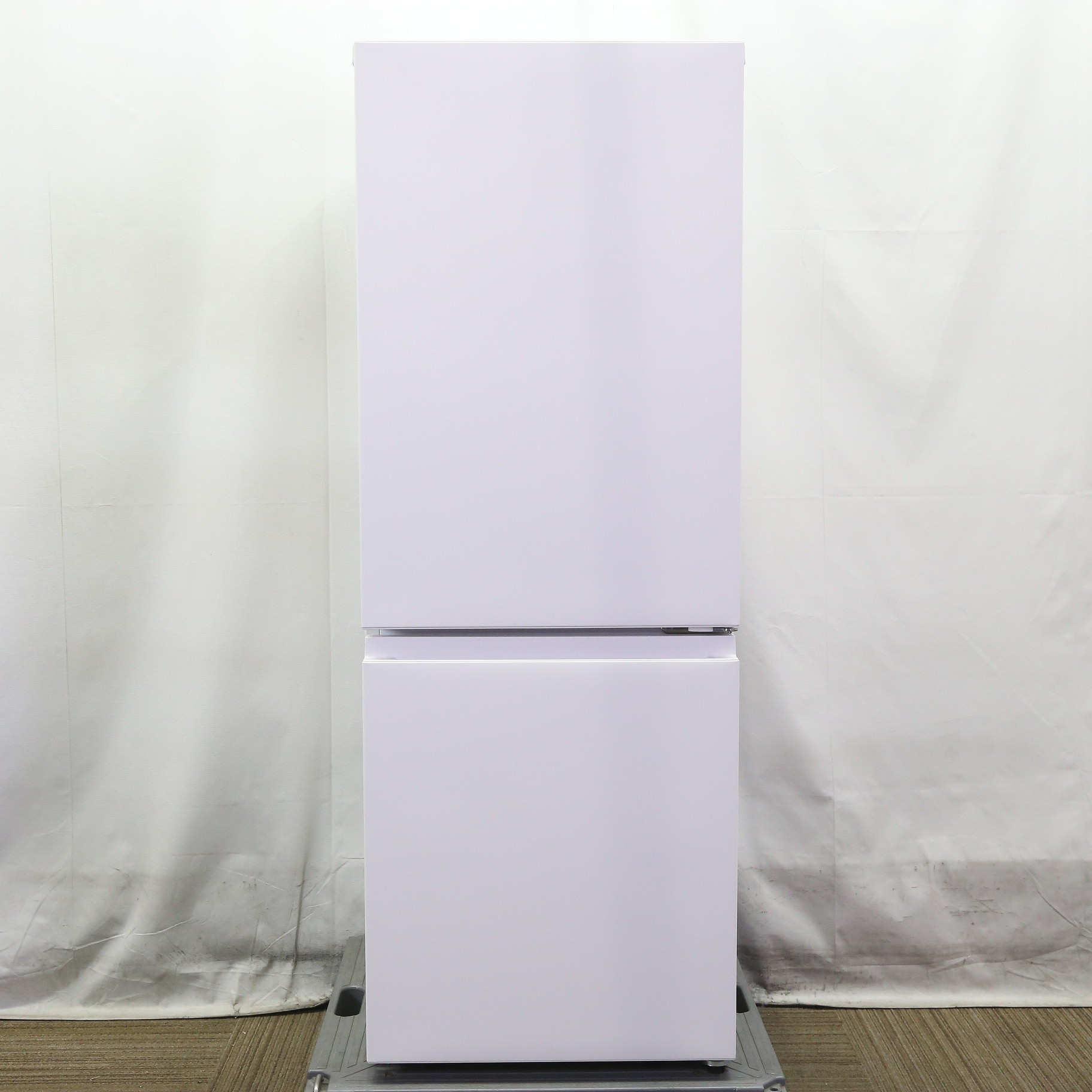 冷蔵庫 パーソナルタイプ マットオフホワイト NR-B18C2-W e-TREND｜パナソニック NR-B18C2-W [パーソナル冷蔵庫 180L