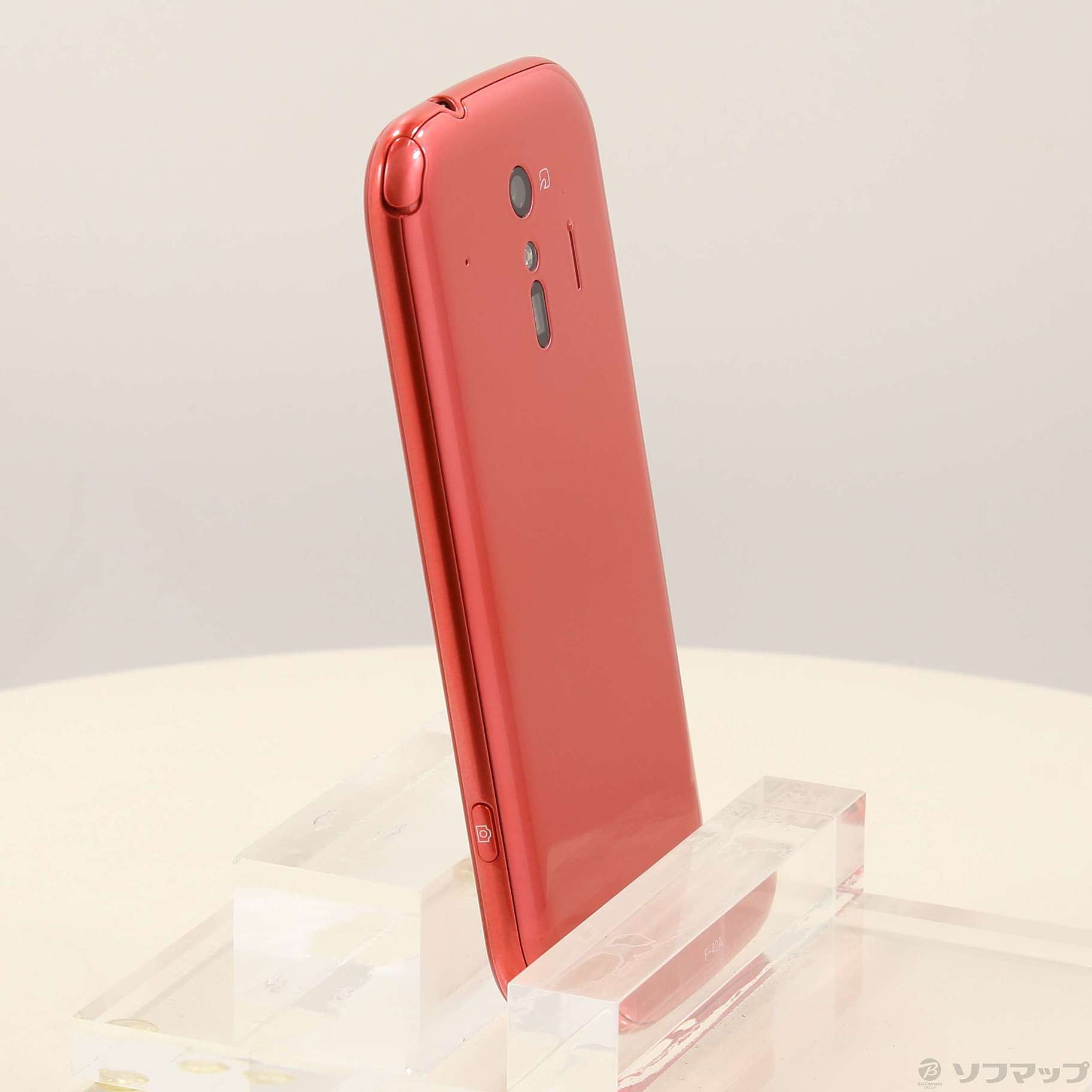 中古】らくらくスマートフォン 32GB ピンク F-42A docomo