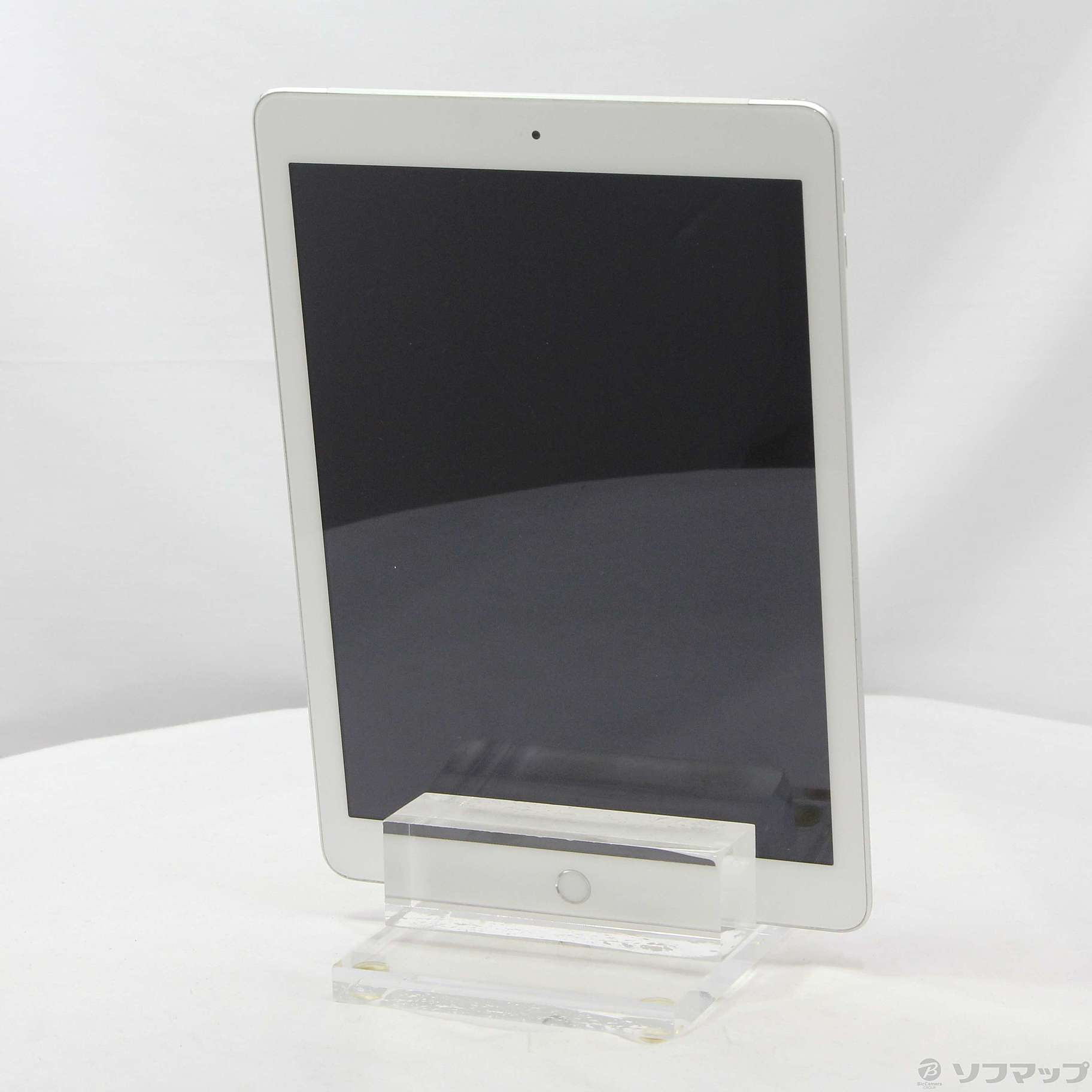 中古品〕 iPad 第5世代 32GB シルバー MP1L2J／A docomoロック