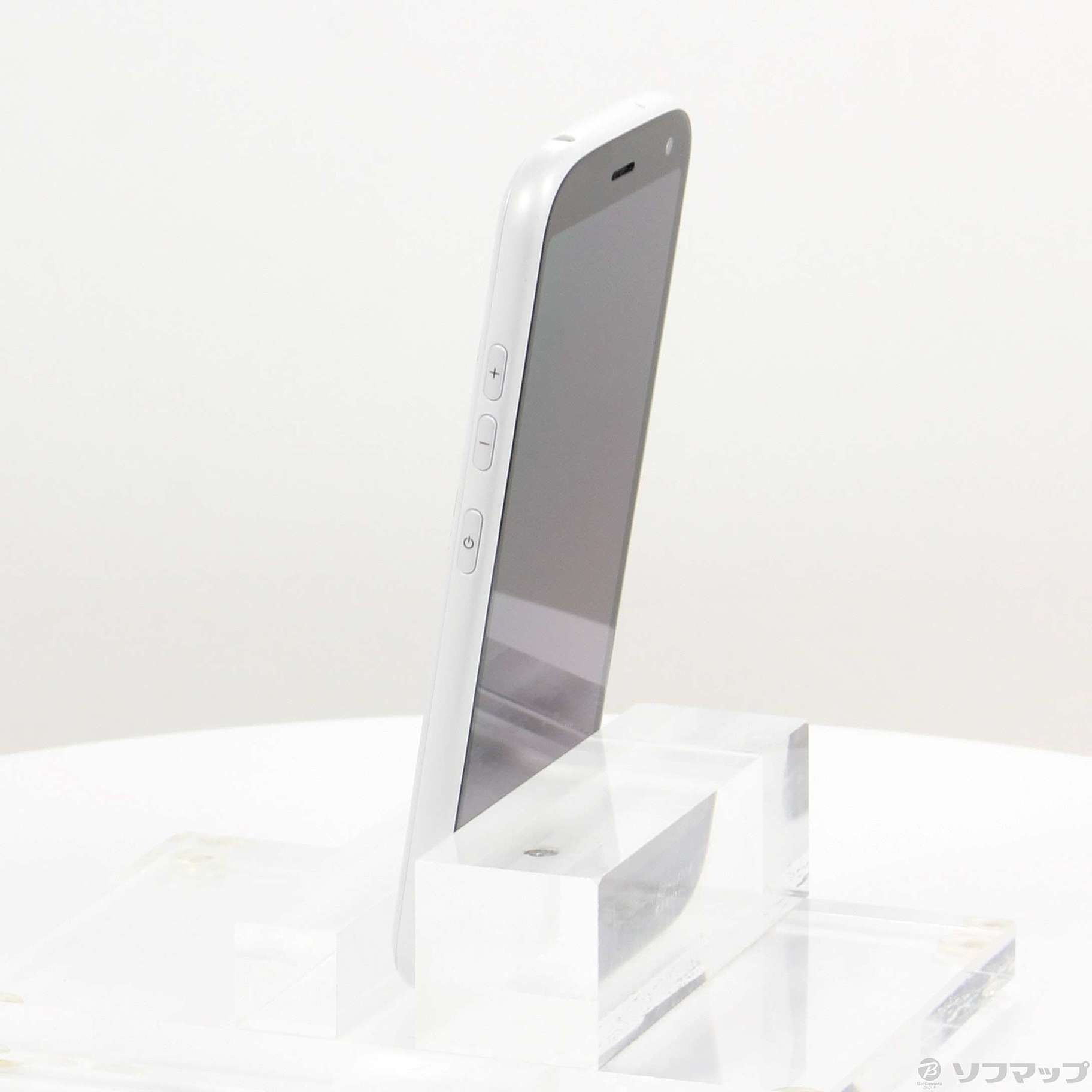 中古】らくらくスマートフォン 64GB ホワイト F-52B docomo SIMフリー