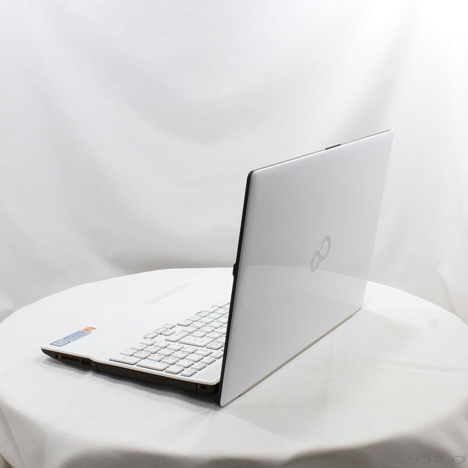 中古品〕 LIFEBOOK AH52／D3 FMVA52D3WB プレミアムホワイト｜の