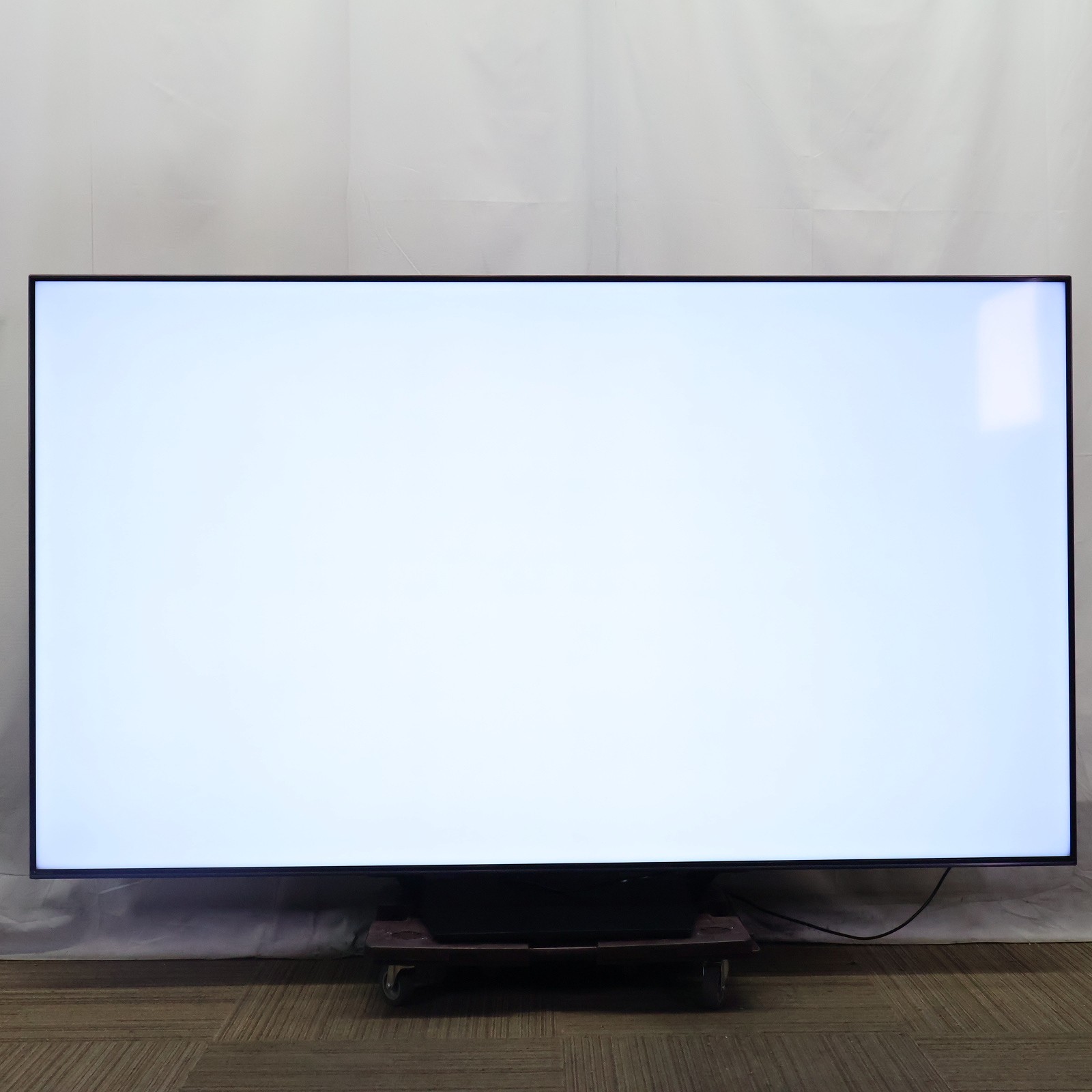 中古】〔中古品〕 液晶テレビ 75U8N [75V型 /Bluetooth対応 /4K対応 中古】〔中古品〕 液晶テレビ 75U8N [75V型 /Bluetooth対応 /4K対応