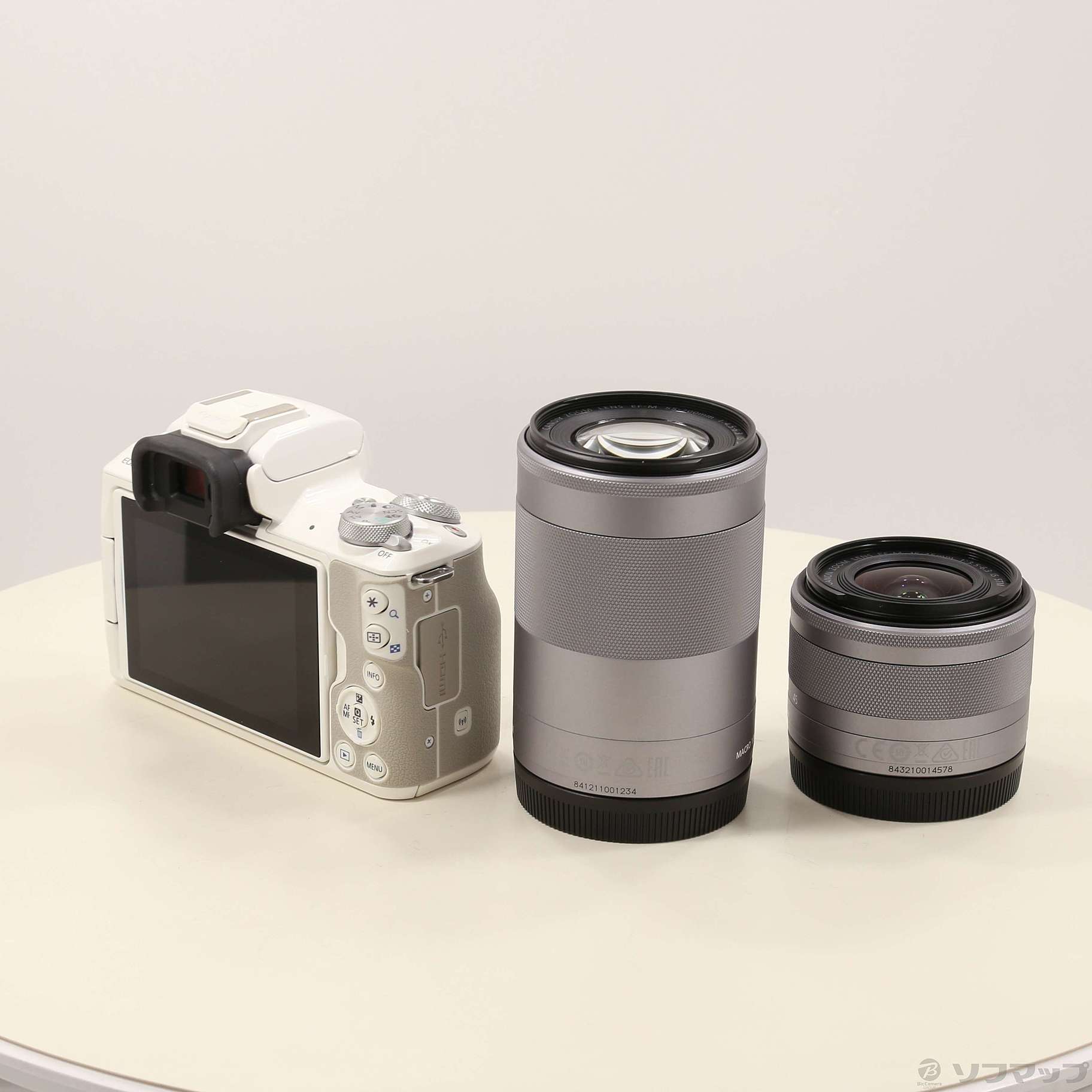 中古】EOS Kiss M ホワイト ダブルズームキット [2133064847897