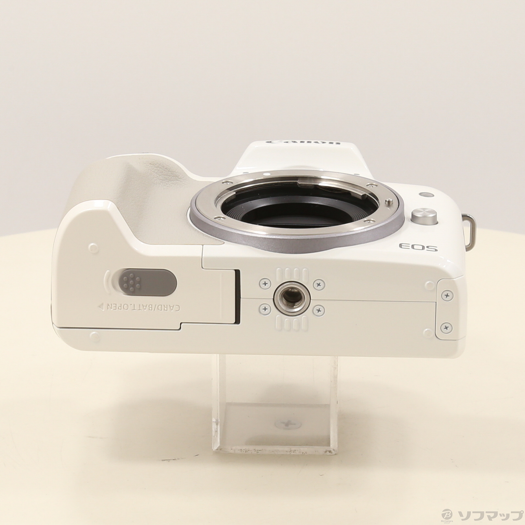 中古】EOS Kiss M ホワイト ダブルズームキット [2133064847897