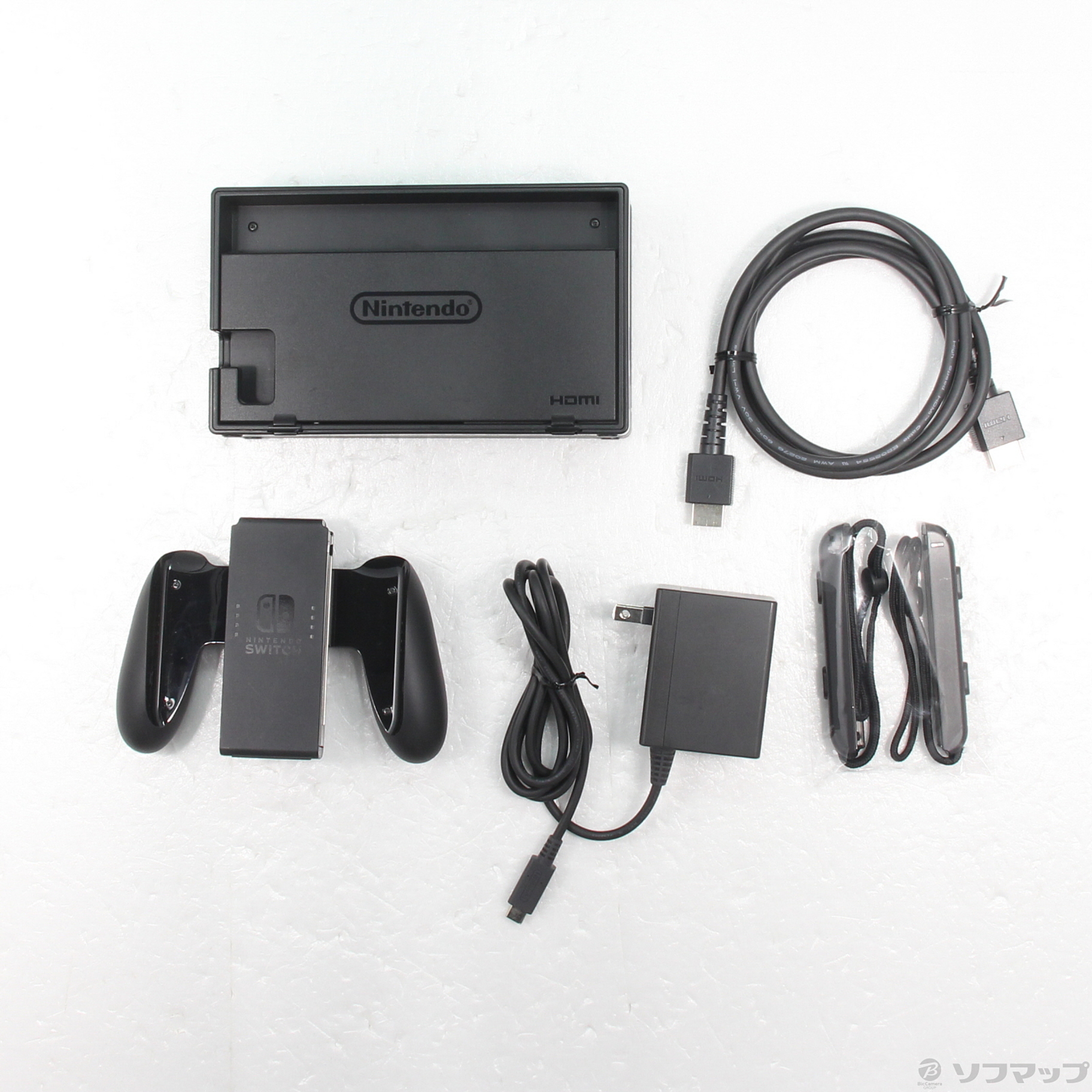 美品⭐︎任天堂Switchドック付きでJoy-Con交換済み。 美品⭐︎任天堂