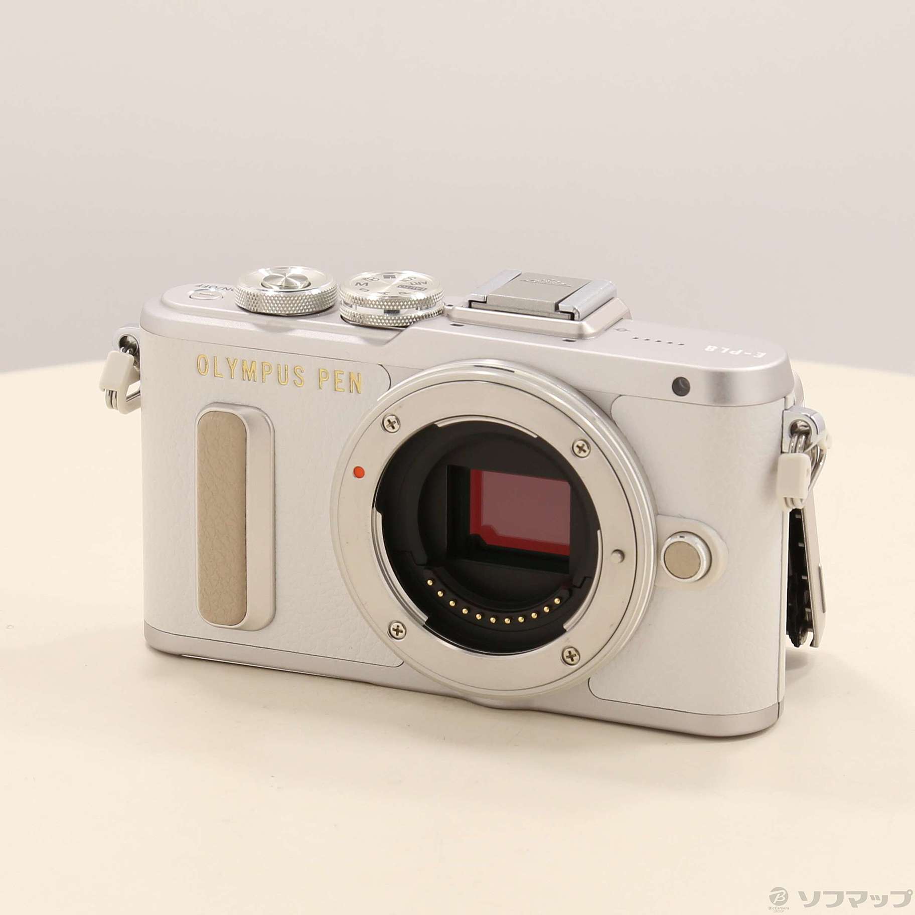 OLYMPUS PEN E-PL8 ボディー ホワイト