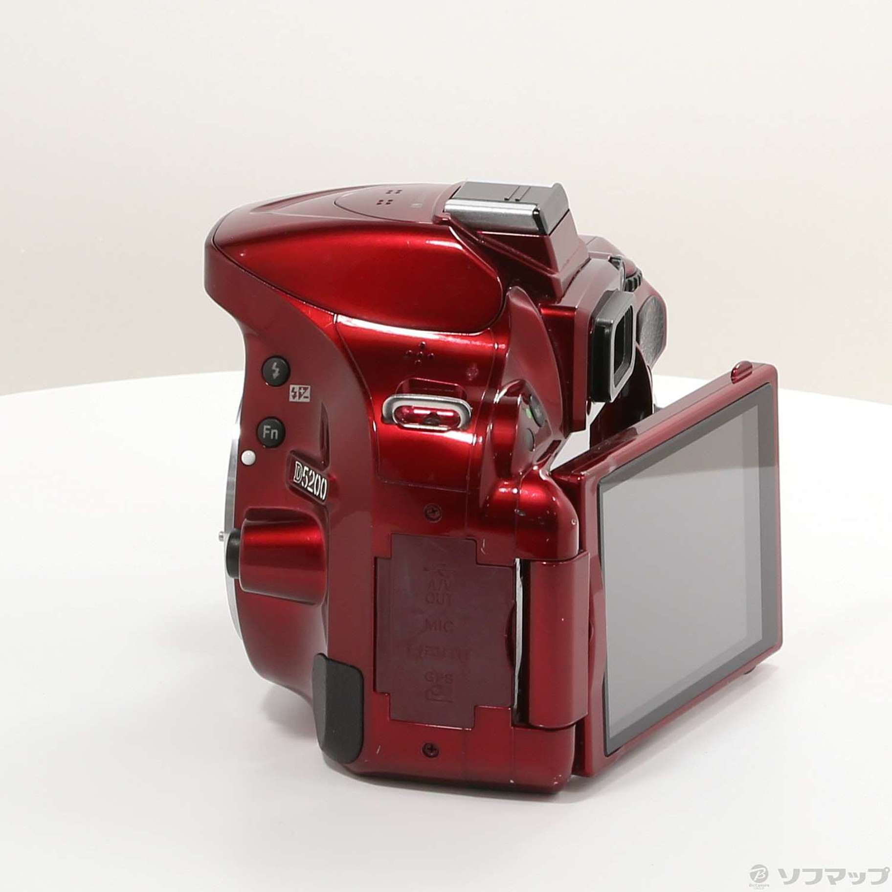 中古】NIKON D5200 ボディ (レッド) [2133065821971] - リコレ