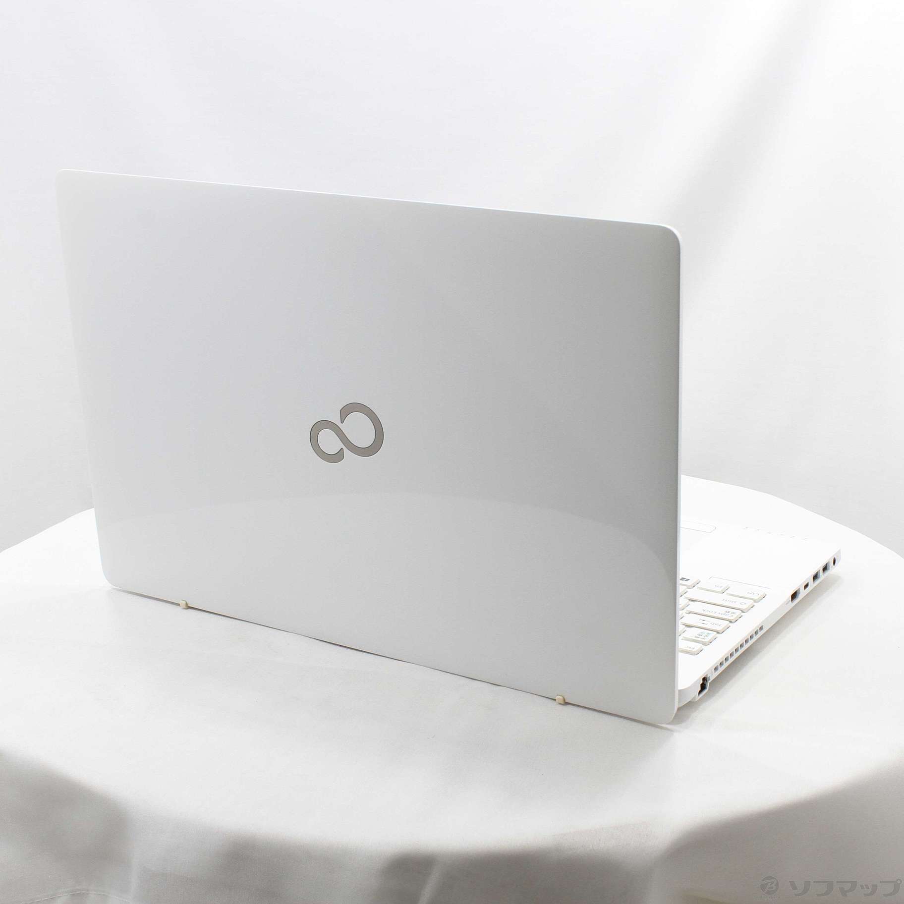 富士通 LIFEBOOK WA3/B1 ホワイト 中古】LIFEBOOK WA3／B1 FMVWB1A37W 〔Windows 10〕 [2133066190786