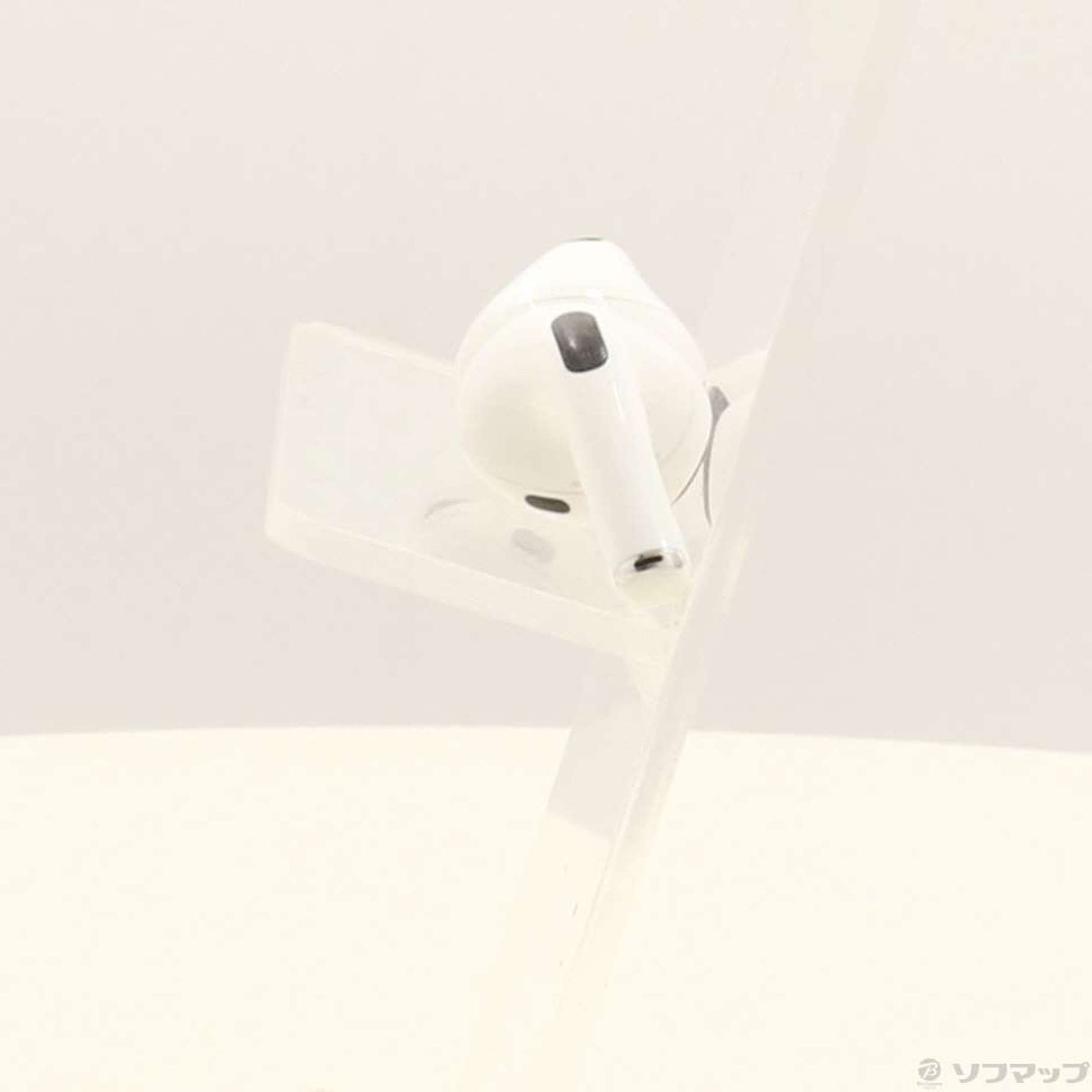 中古】AirPods Pro 第1世代 MagSafe対応 MLWK3J／A [2133067847290
