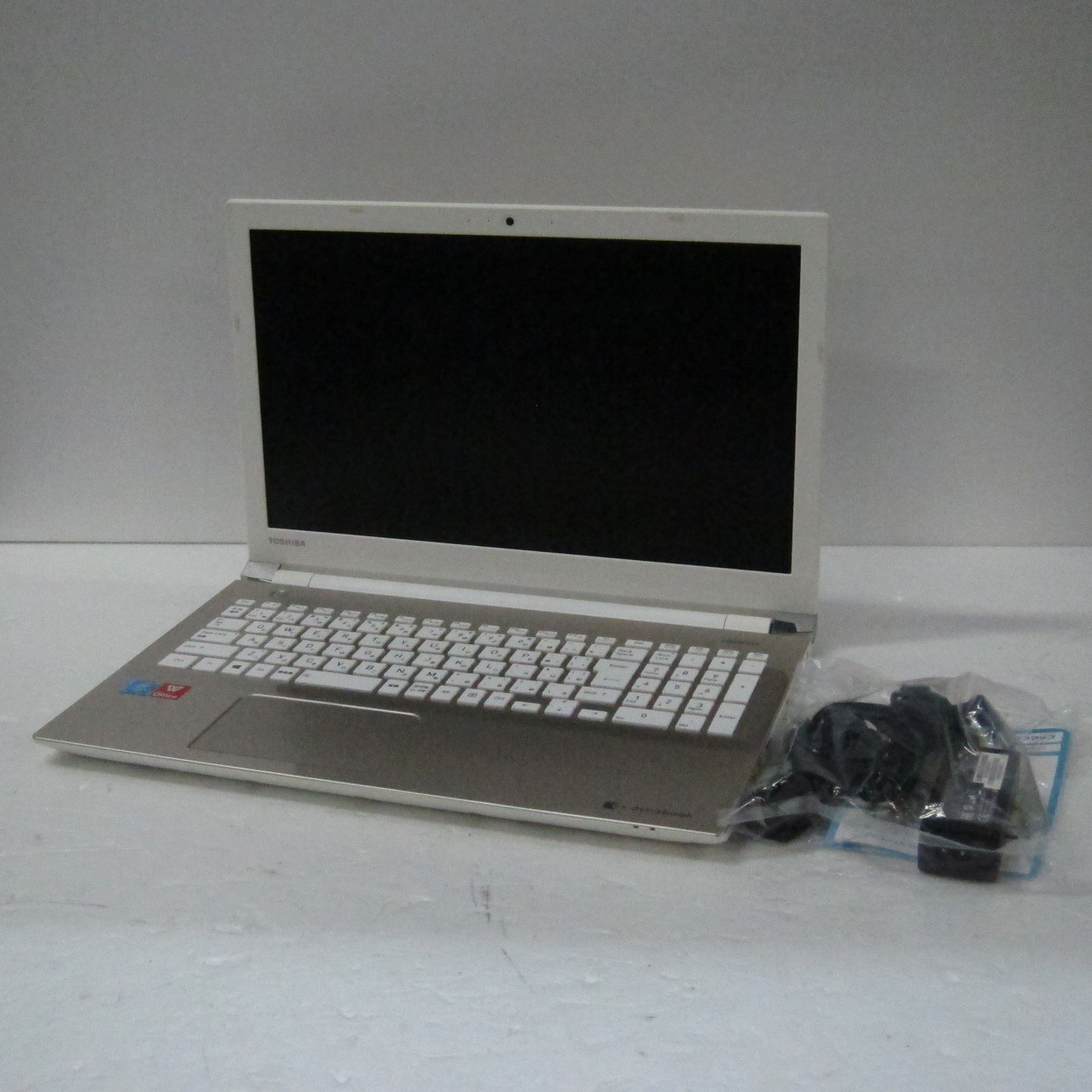 �i�����S�p�\�R�� dynabook X4 P1X4JPEG �T�e���S�[���h �kWindows 10�l