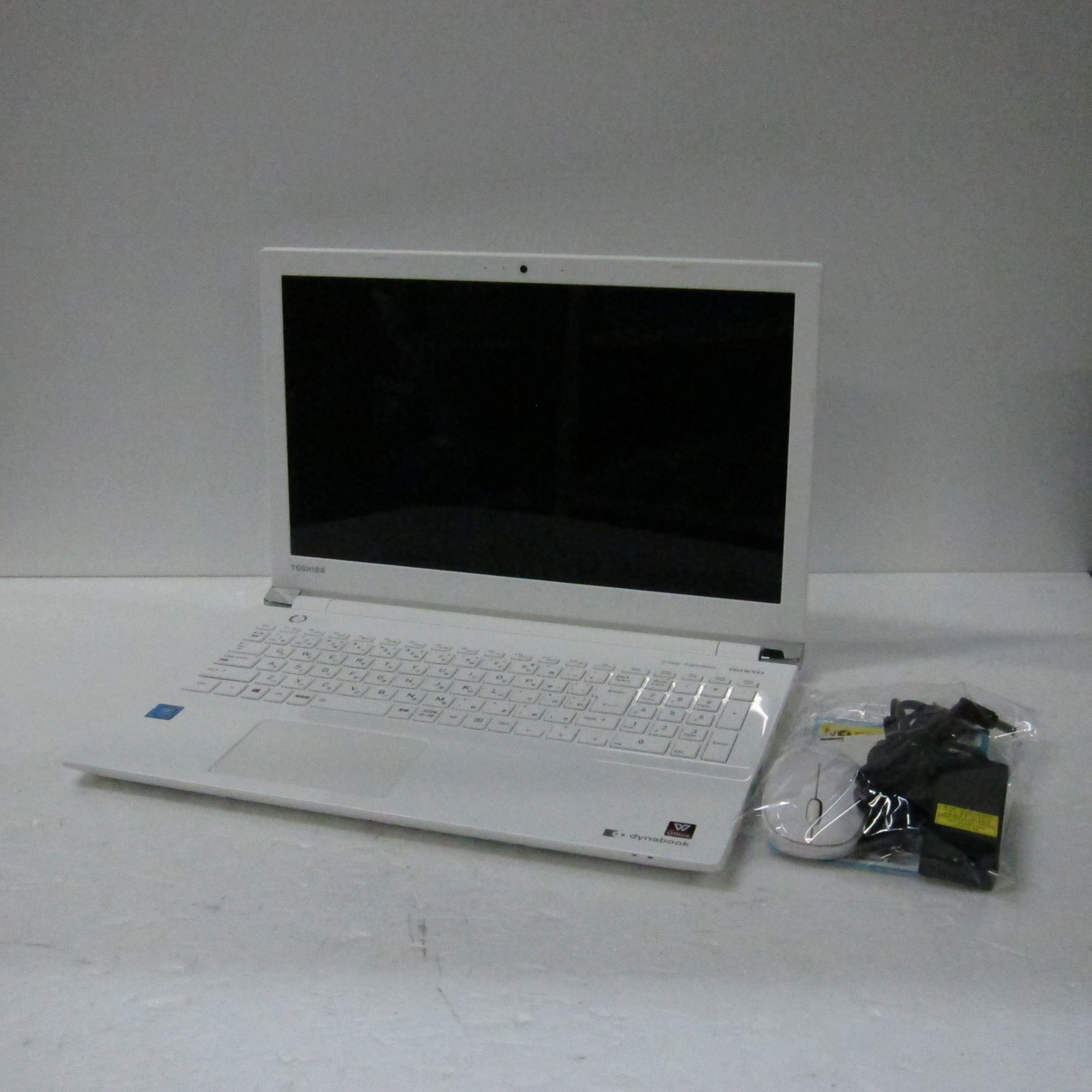 �i�����S�p�\�R�� dynabook T4 P1T4KPBW �����N�X�z���C�g �kWindows 10�l