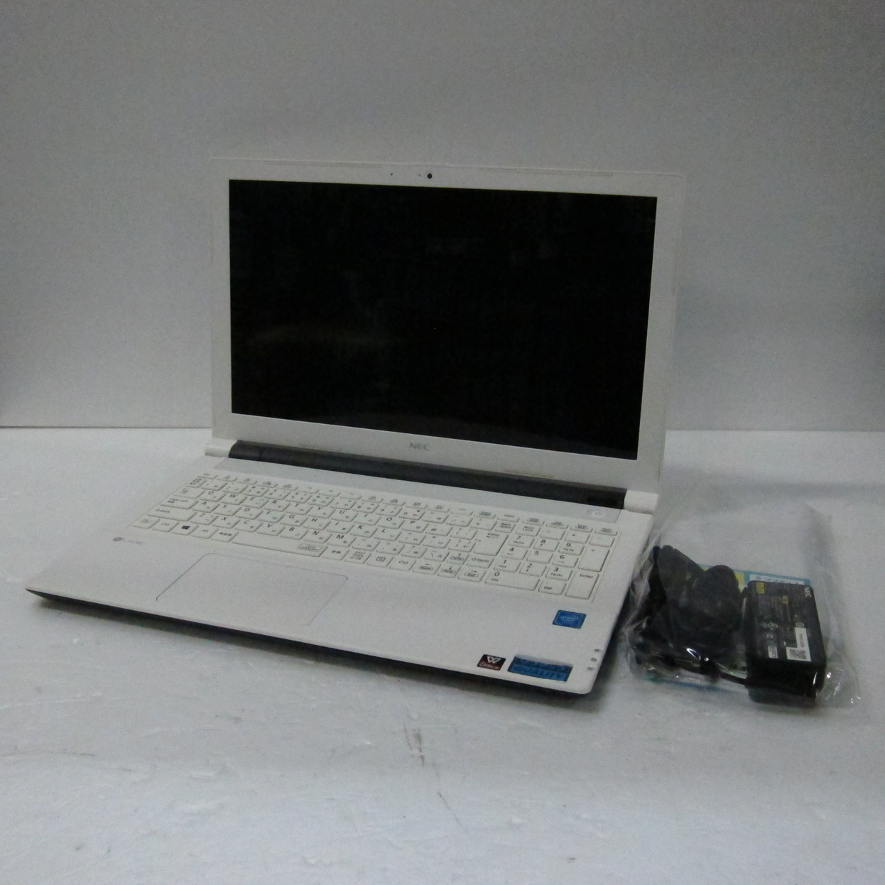 �i�����S�p�\�R�� LaVie Note Standard NS100�^H2W-H4 PC-NS100H2W-H4 �z���C�g �kWindows 10�l