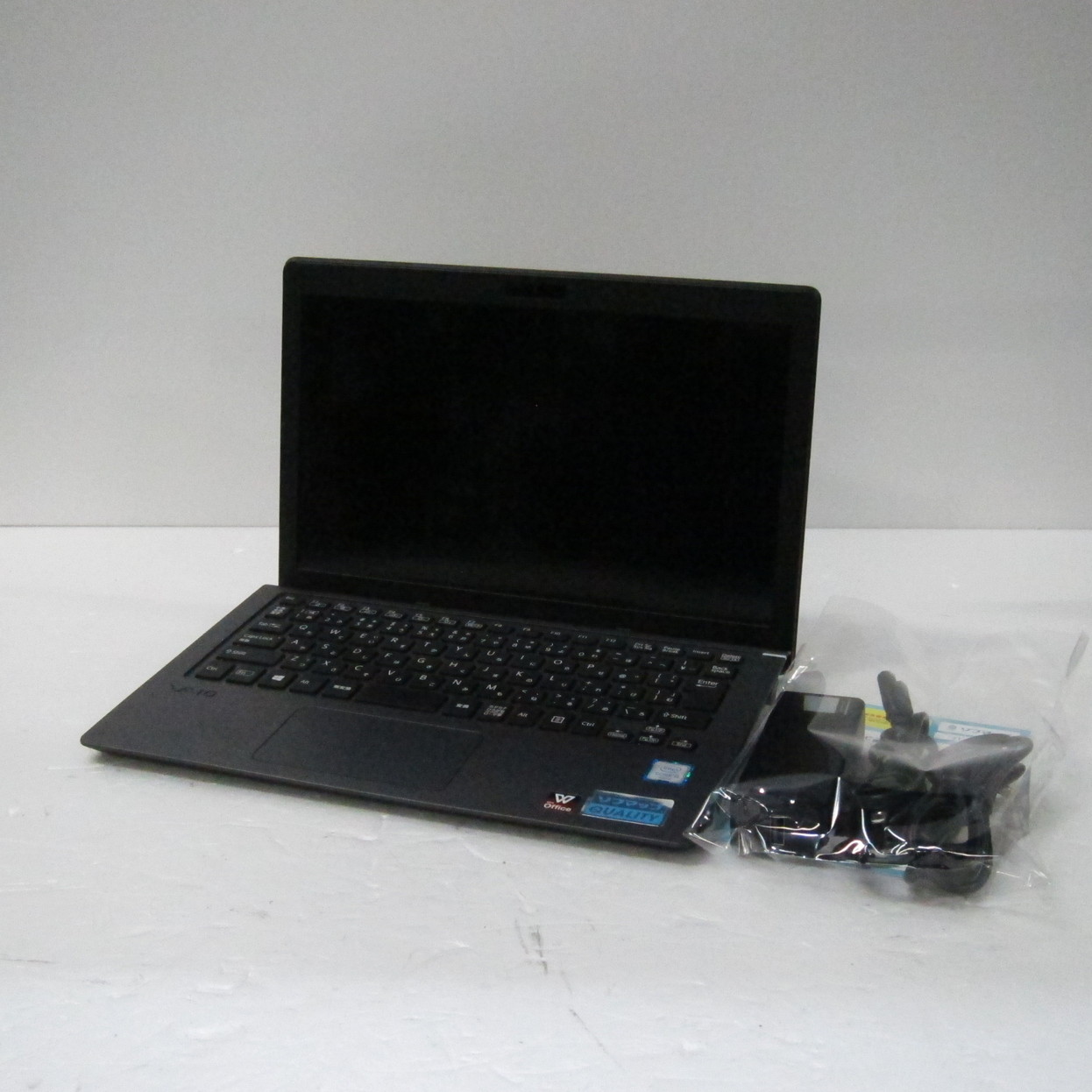 中古美品 高速SSD WiFi有 ノートパソコン SONY SVE15123CJW 15インチ