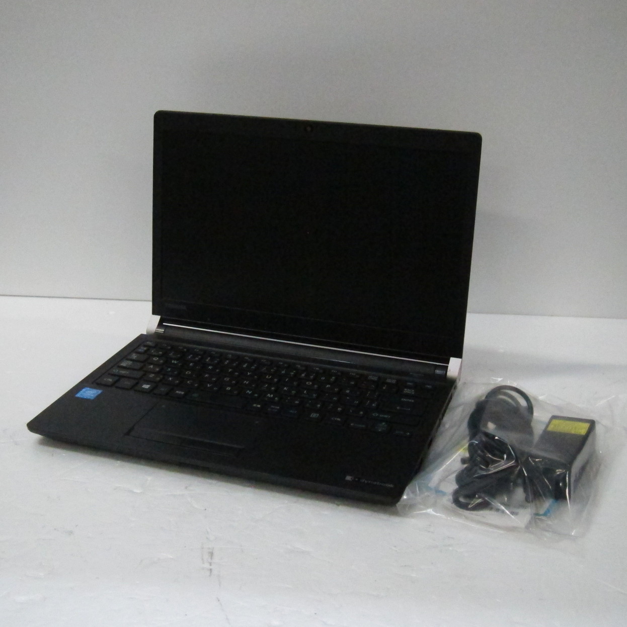 �i�����S�p�\�R�� dynabook RX33�^CB PRX33CBPNJB �O���t�@�C�g�u���b�N �kWindows 10�l
