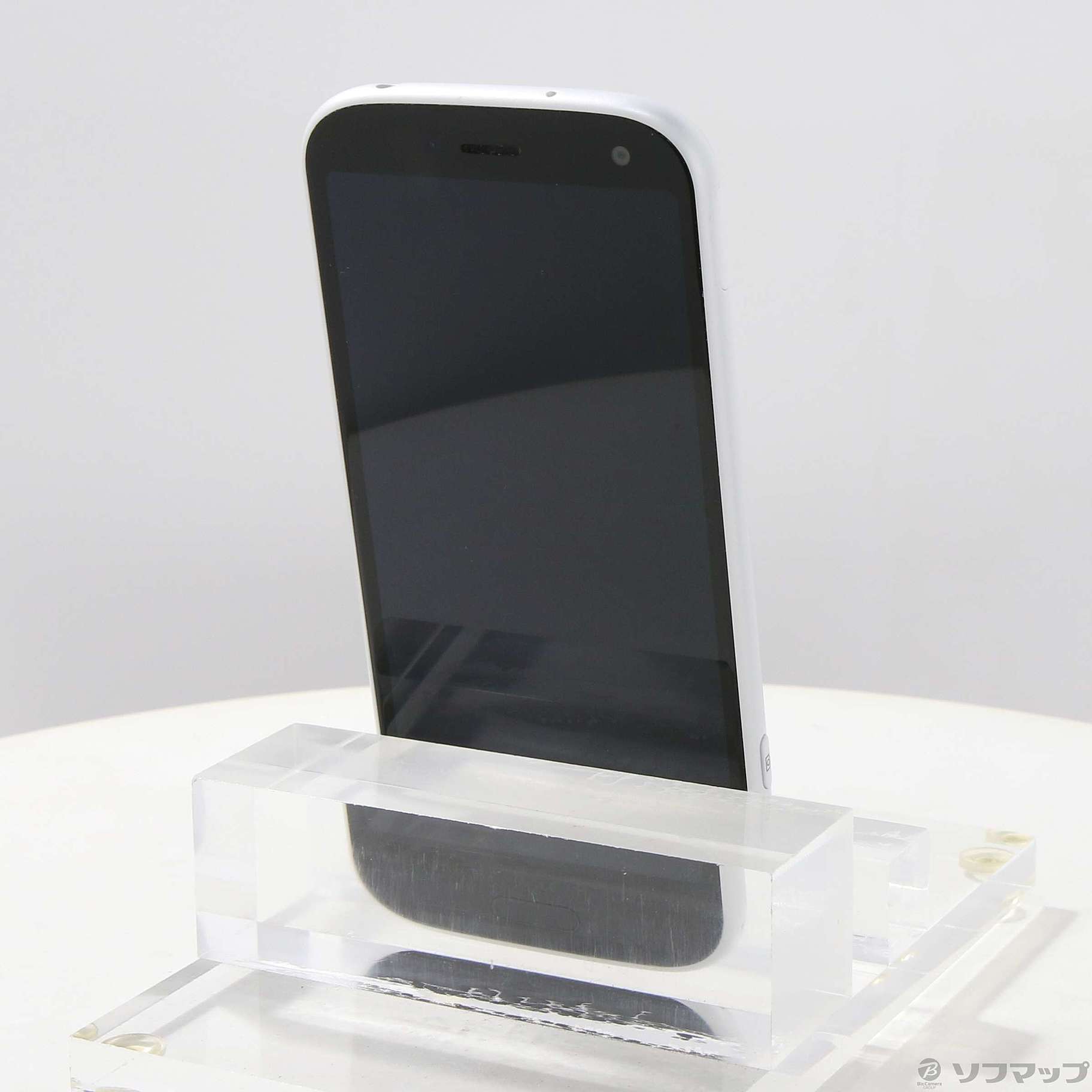 中古】らくらくスマートフォン 64GB ホワイト F-52B docomo SIMフリー 
