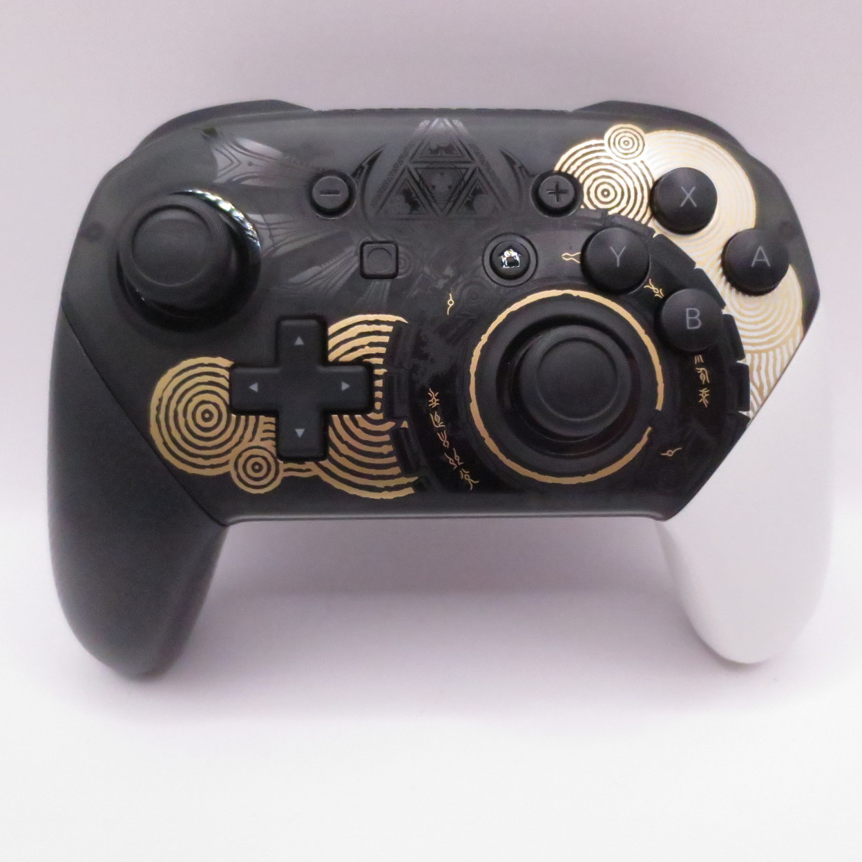 【未使用】Switch Proコン ゼルダの伝説 ティアーズ オブ ザキングダム 中古】Nintendo Switch Proコントローラー ゼルダの伝説 ティアーズ