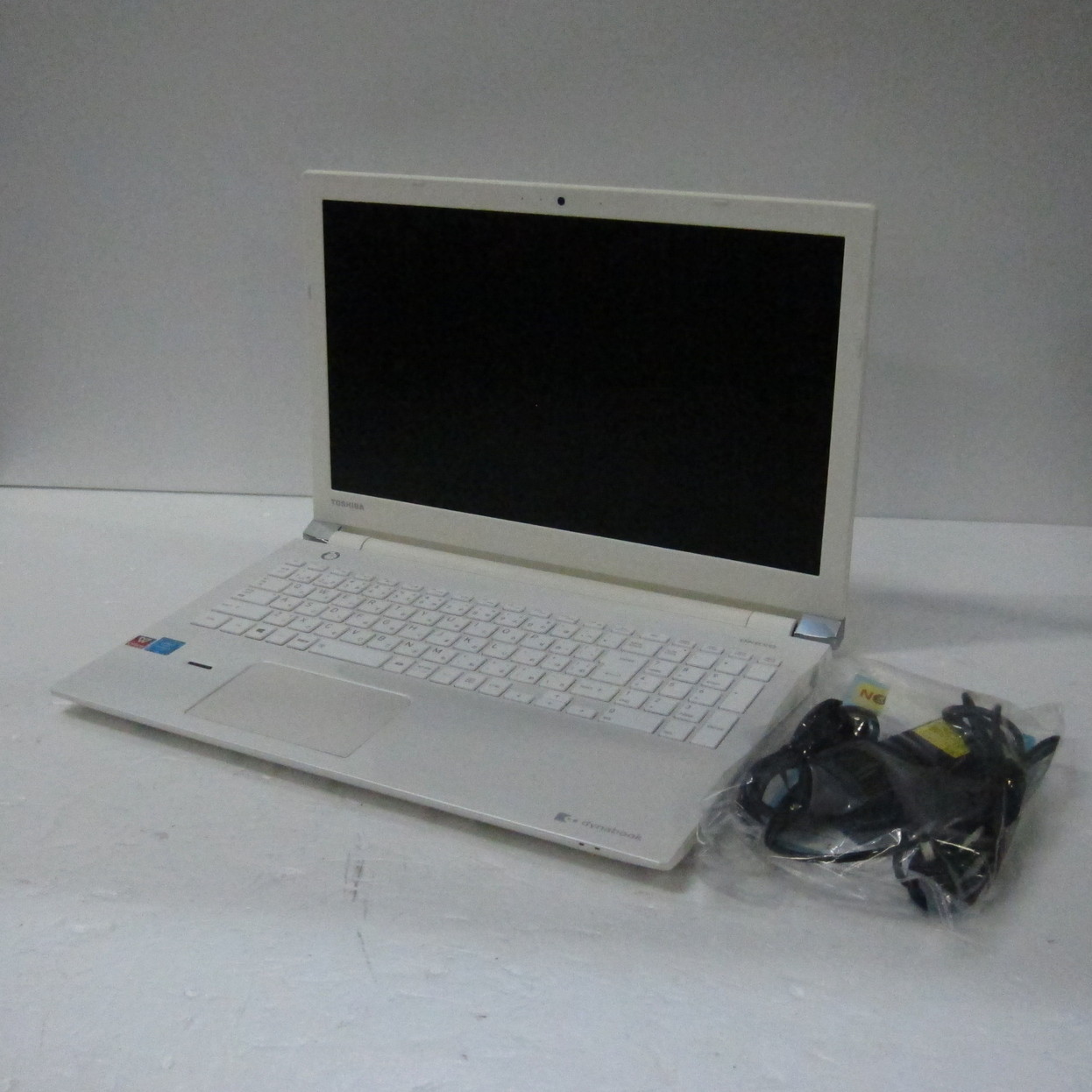 �i�����S�p�\�R�� dynabook AZ25�^FW PAZ25FW-SDC �����N�X�z���C�g �kWindows 10�l