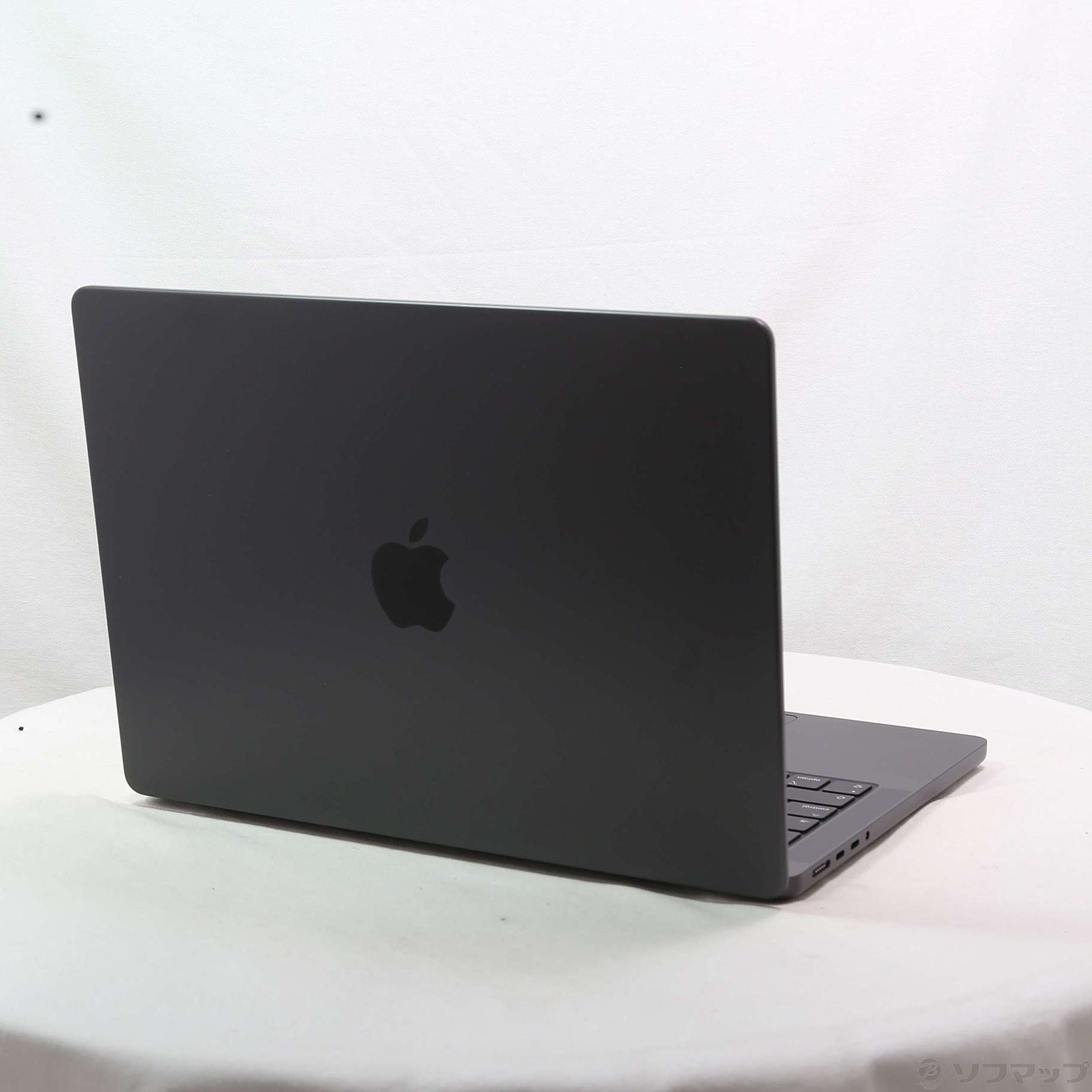 中古】MacBook Pro 14.2-inch Late-2024 MX2K3J／A Apple M4 Max 16 
