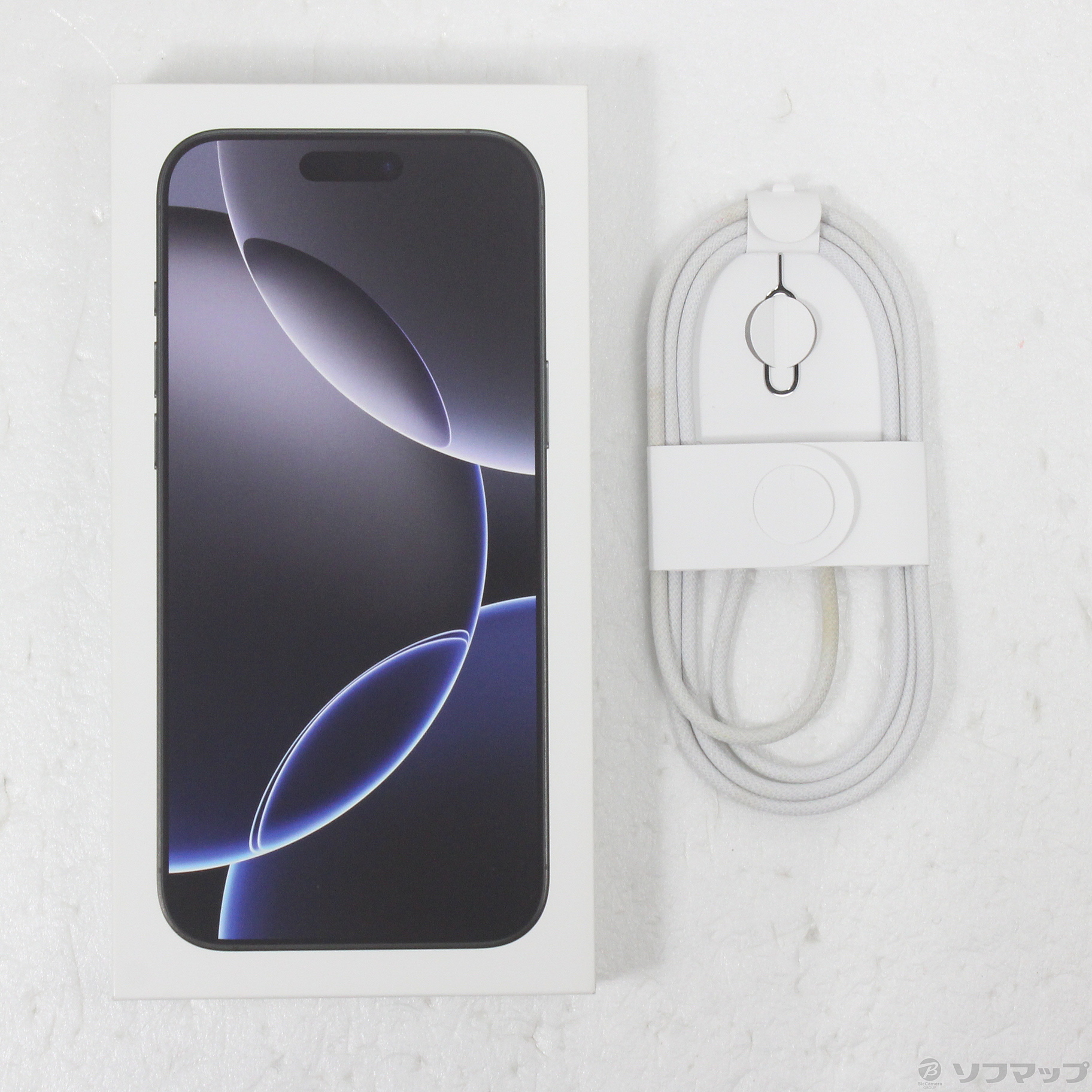 iPhone 16 Pro Max 256GB SIM�t���[ [�u���b�N�`�^�j�E��]�̐��i�摜5