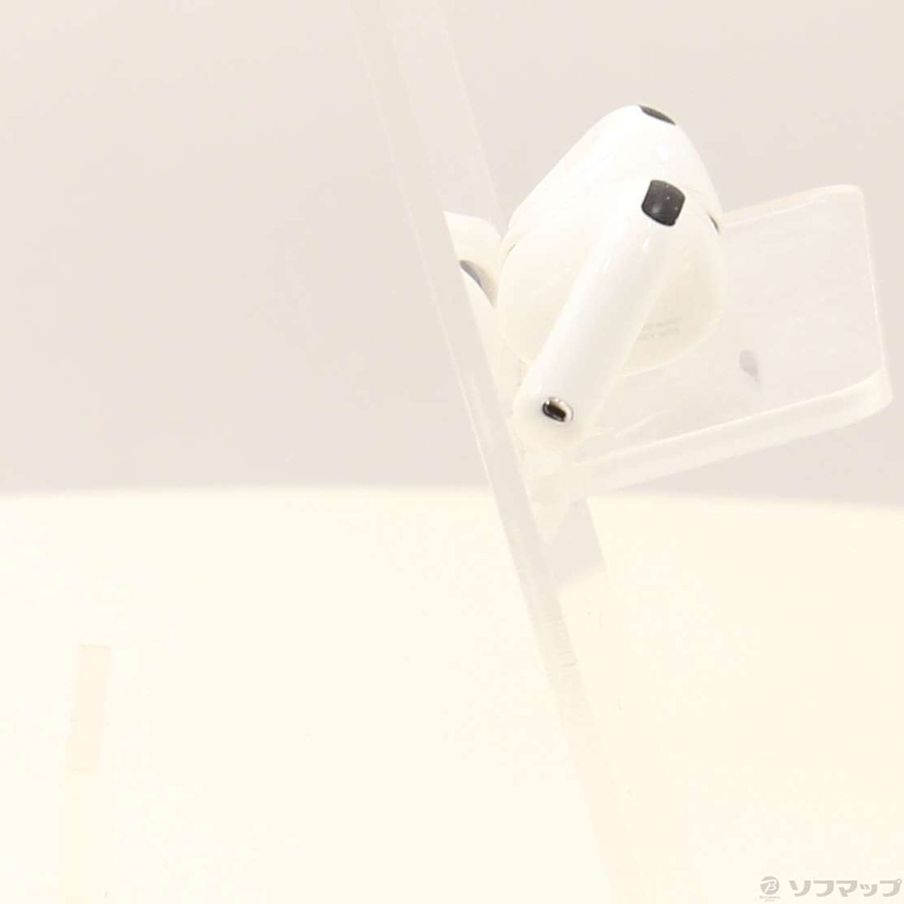 中古品（難あり）〕 AirPods 4 アクティブノイズキャンセリング搭載