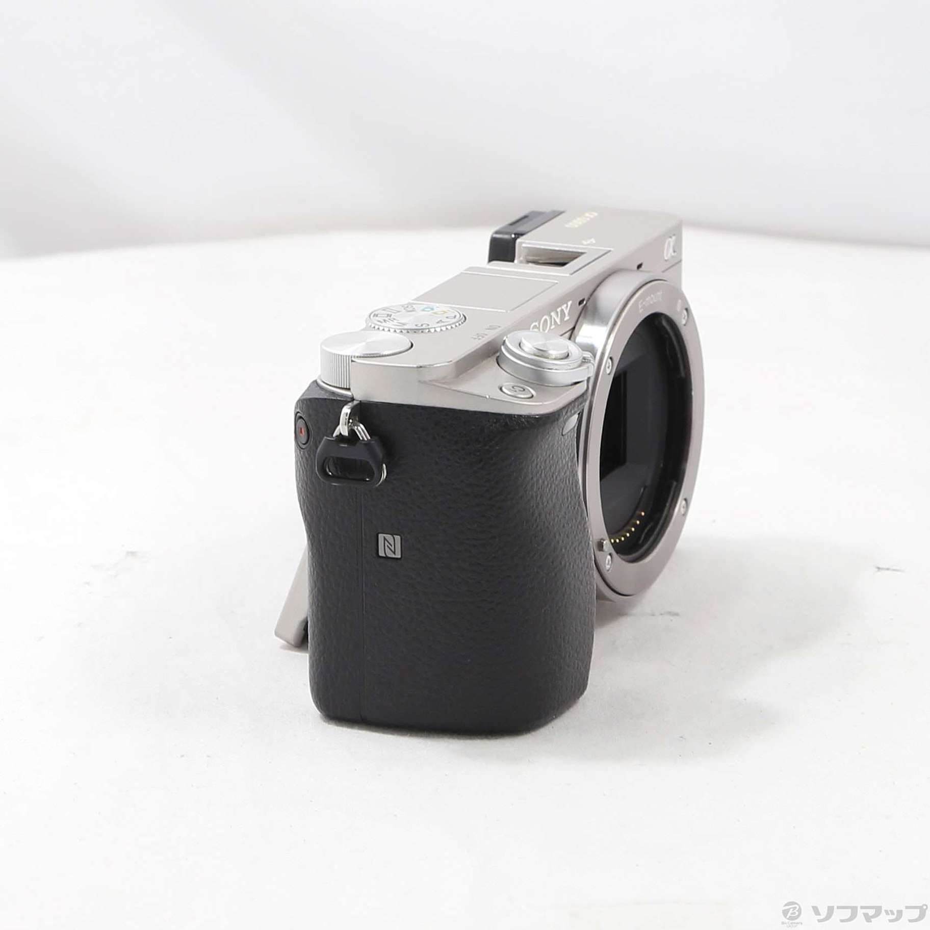 中古】期間特価対象品 α6000 ボディ シルバー ILCE-6000