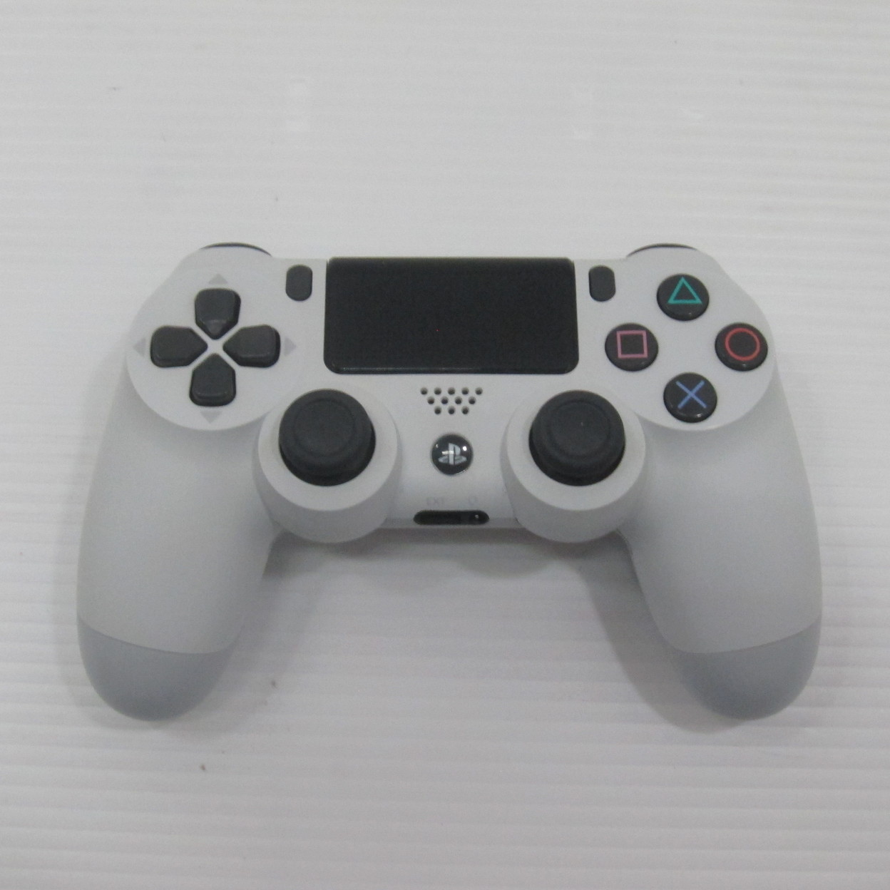 中古】ワイヤレスコントローラー DUALSHOCK4 グレイシャー・ホワイト