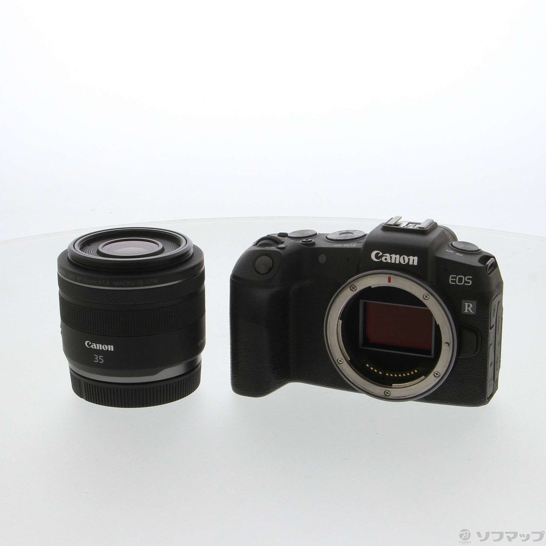 ほぼ新　EOS RP RF35 MACRO IS STM レンズキット 展示品〕 EOS RP RF35 MACRO IS STM レンズキット｜の通販はソフマップ