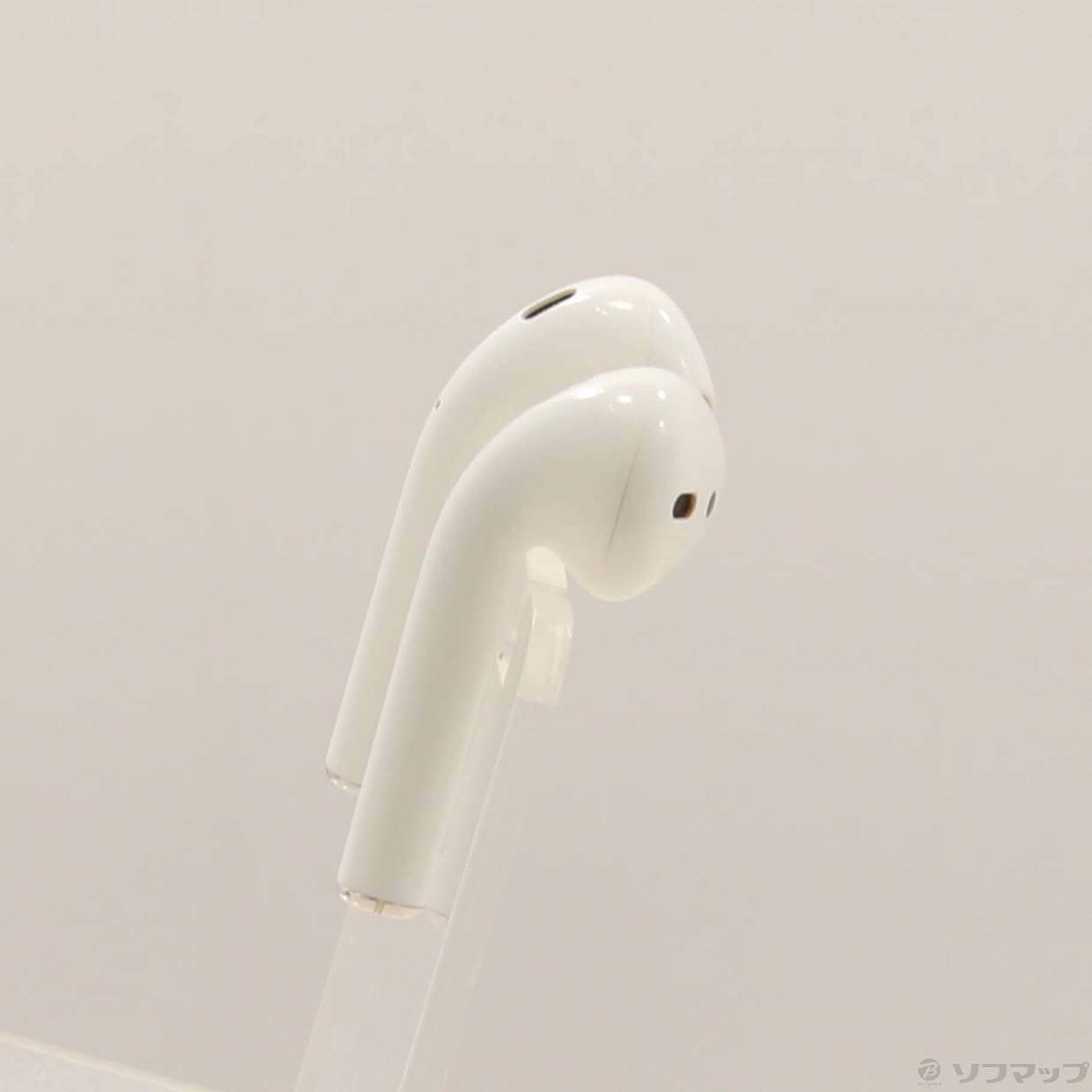 中古】AirPods 第2世代 with Charging Case MV7N2J／A [2133071222090