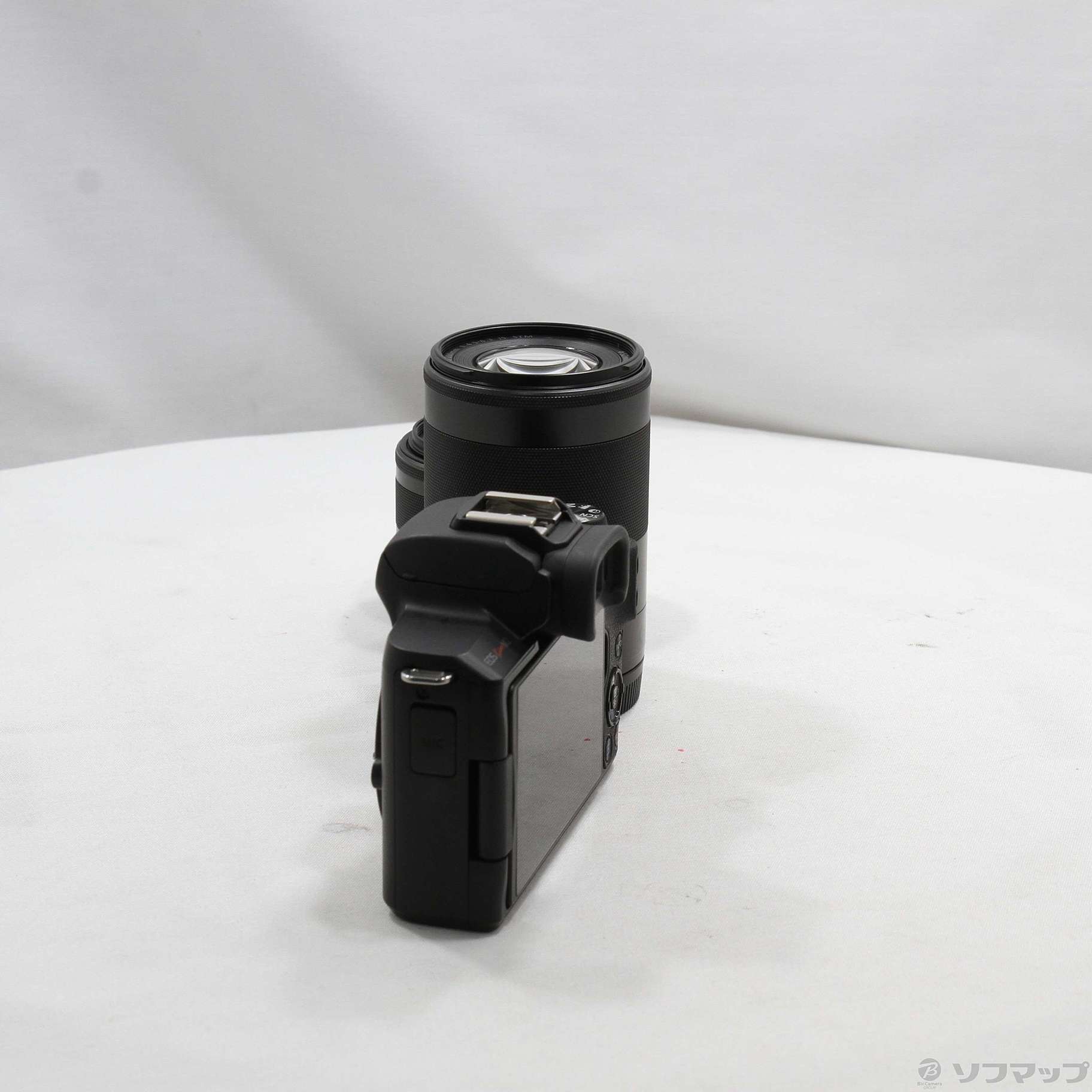 中古】EOS Kiss M2 ダブルズームキット ブラック [2133072157872