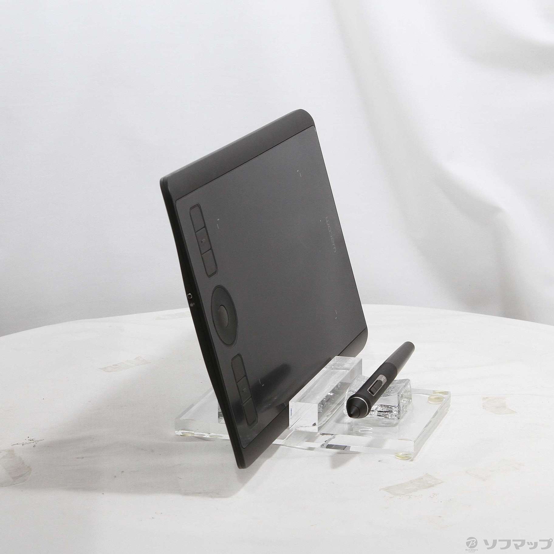 中古品〕 Wacom Intuos Pro Small PTH460K0D｜の通販はソフマップ[sofmap]