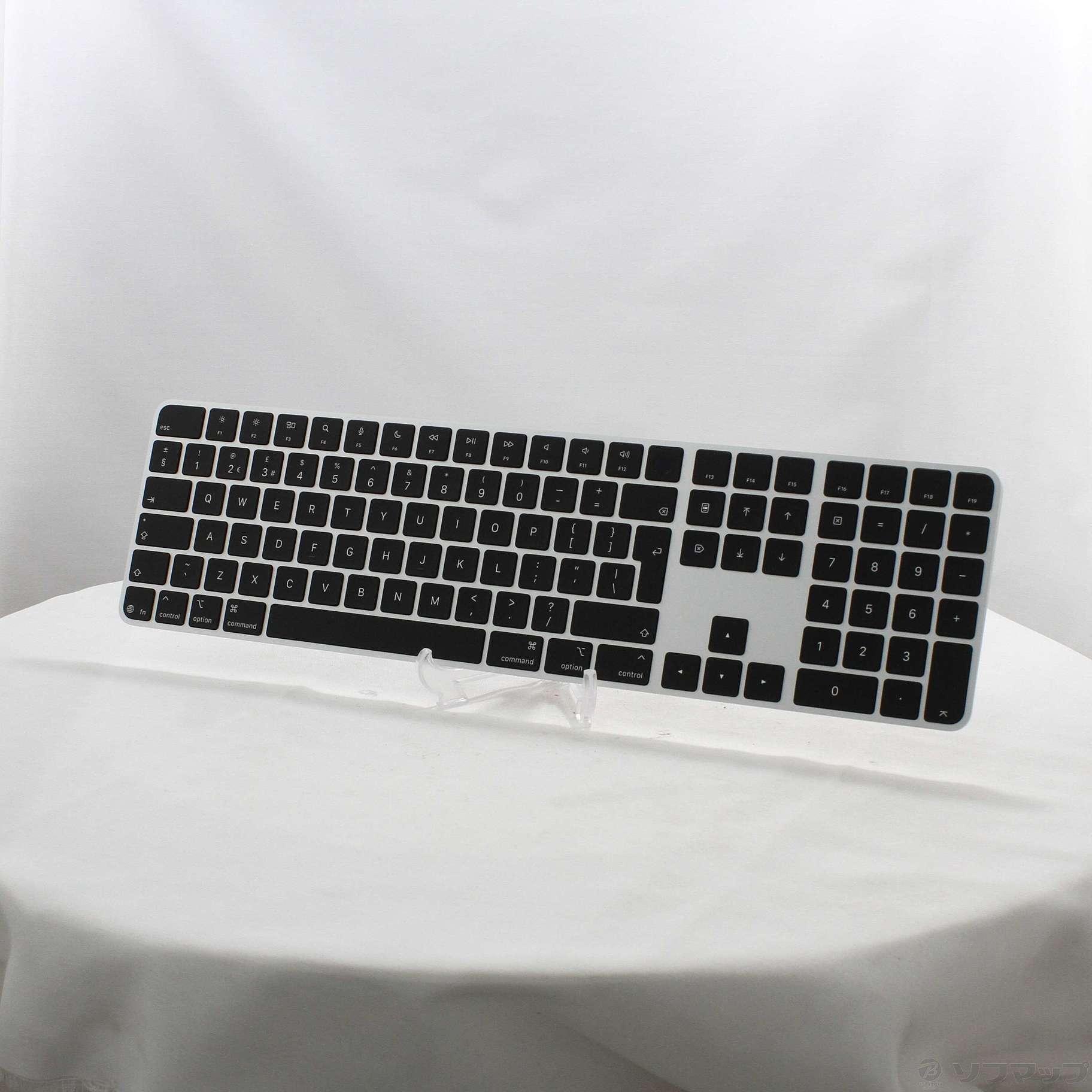 中古品〕 Appleシリコン搭載Macモデル用Touch ID搭載Magic Keyboard
