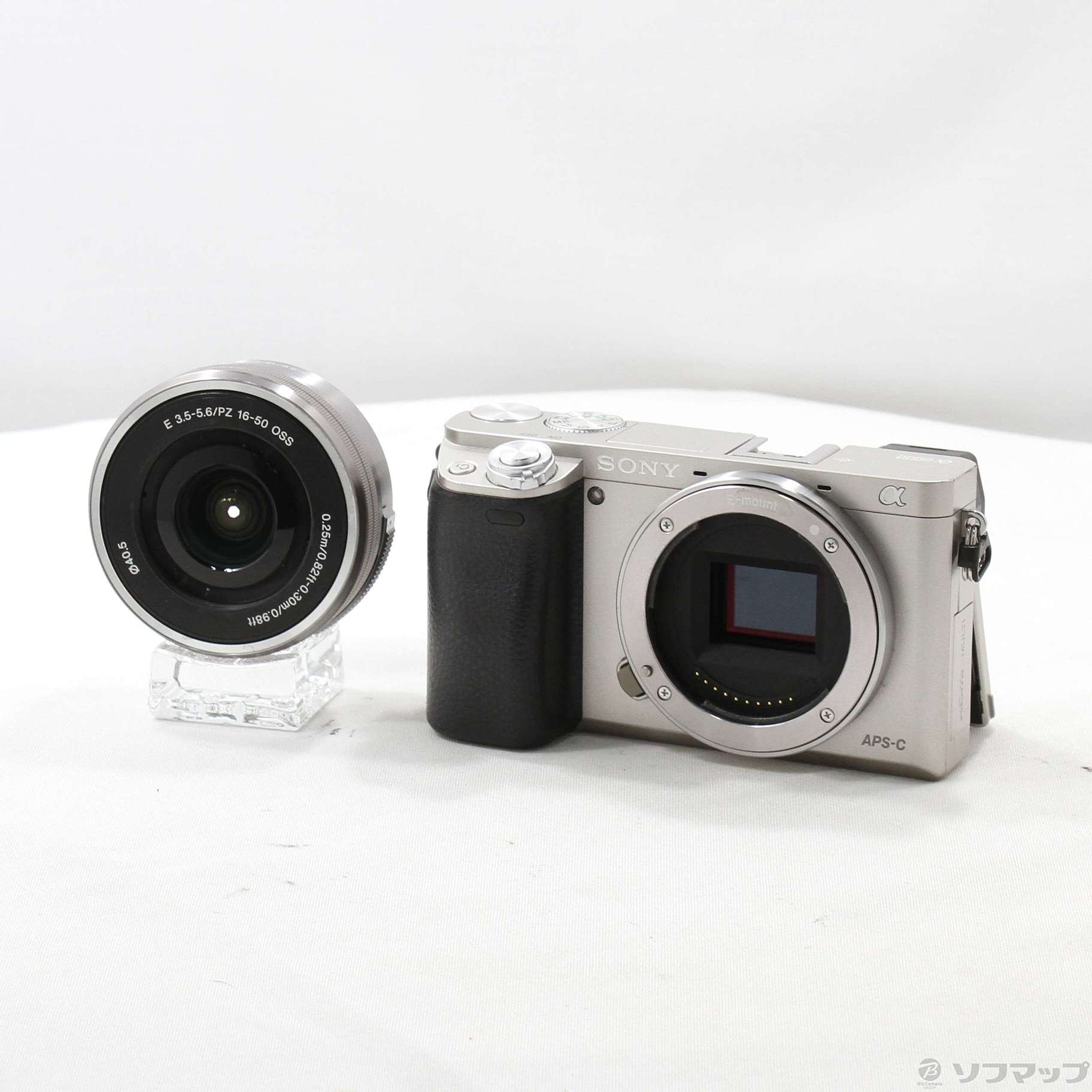 海外仕様　展示品　SONY α6000 ILCE-6000L B 中古】α6000 パワーズームレンズキット シルバー ILCE-6000L