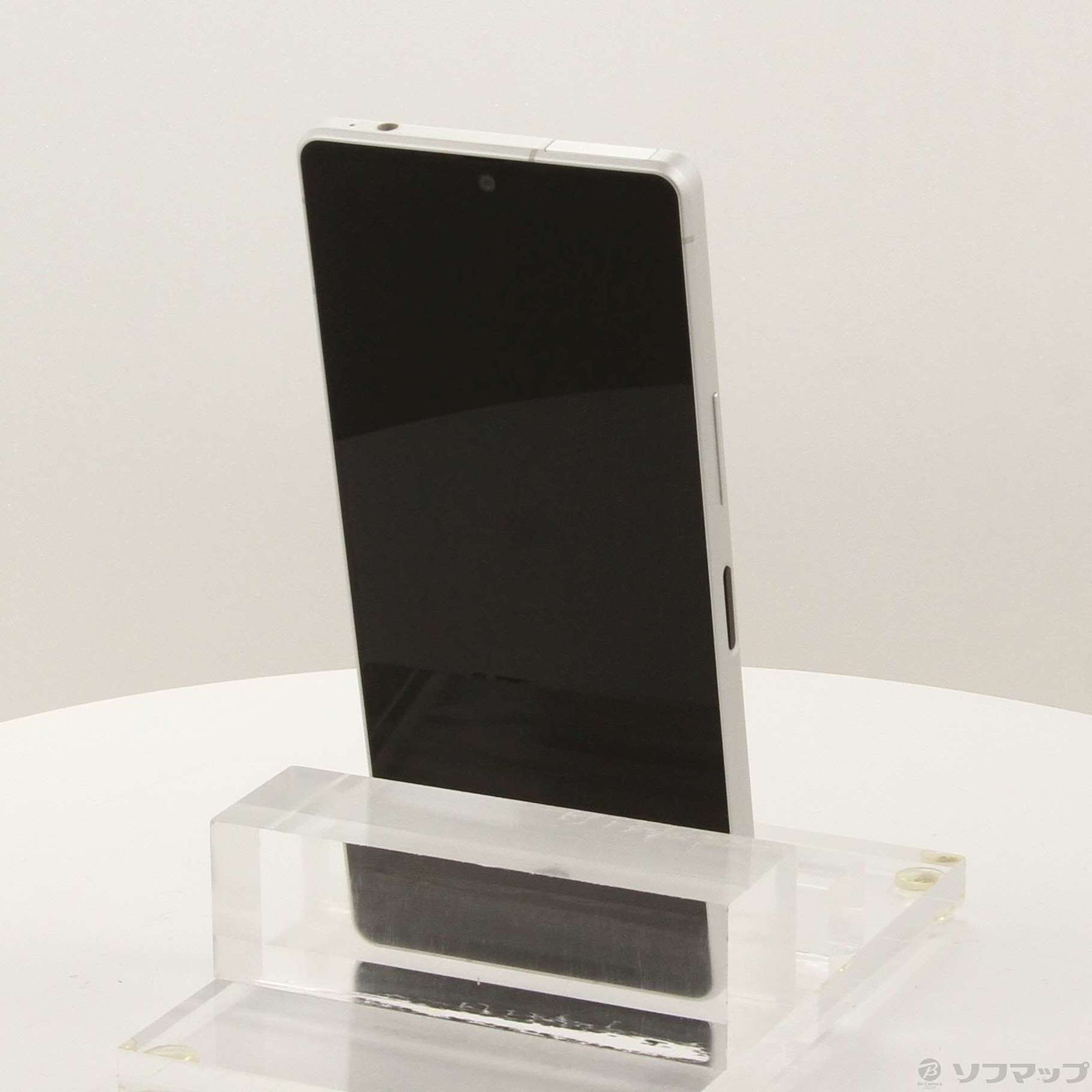 AQUOS R8 SH-52D docomo [�N���[��]�̐��i�摜3