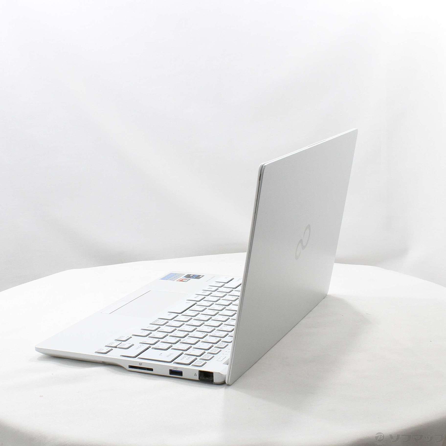 中古】LIFEBOOK UH08/E3 FMVU8E3WD1 シルバーホワイト [Core-i7 中古】LIFEBOOK UH08/E3 FMVU8E3WD1 シルバーホワイト [Core-i7