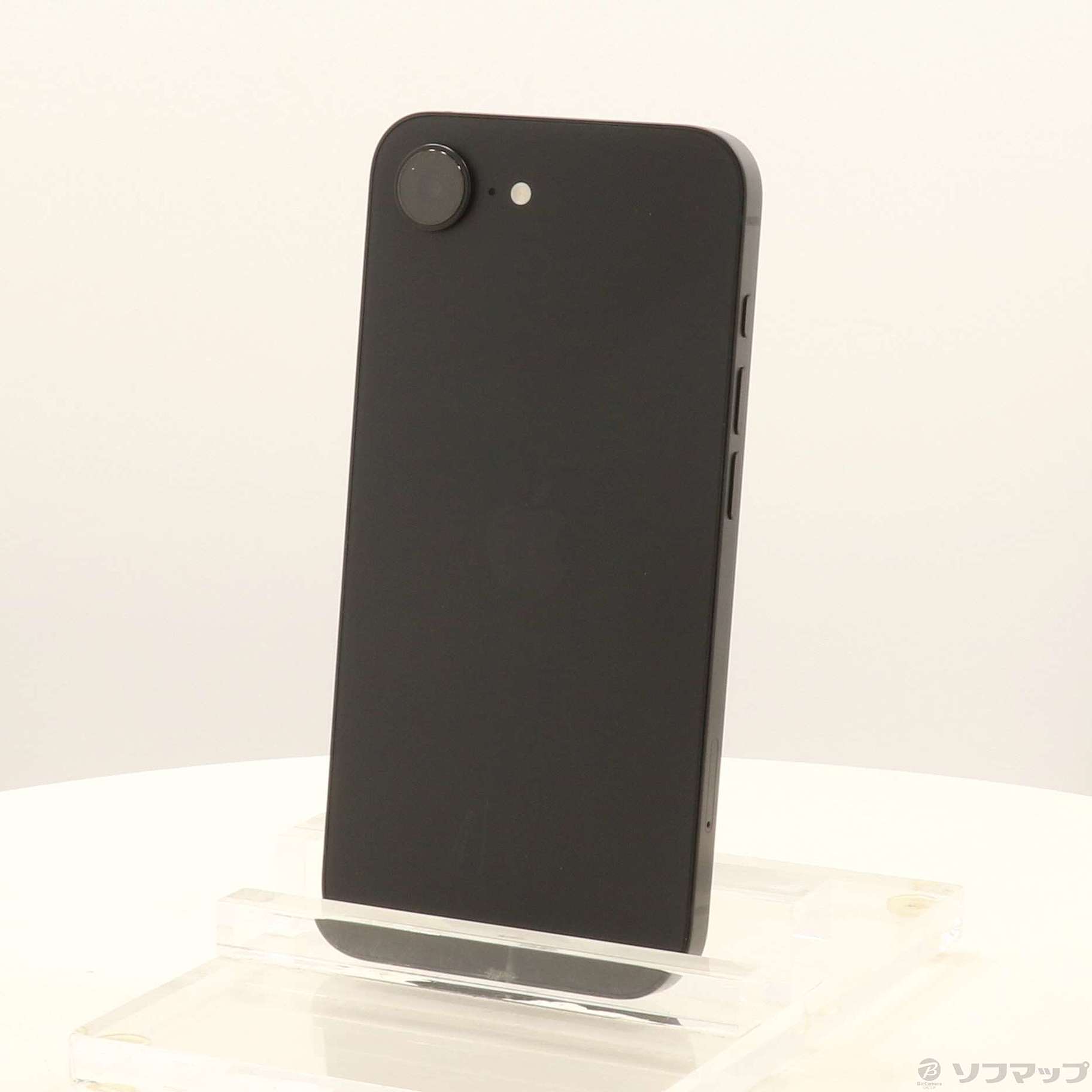 Apple iPhone 16e ブラック 本体 中古美品　128GB 中古】iPhone16e 128GB ブラック MD1Q4J／A SIMフリー [2133073216998