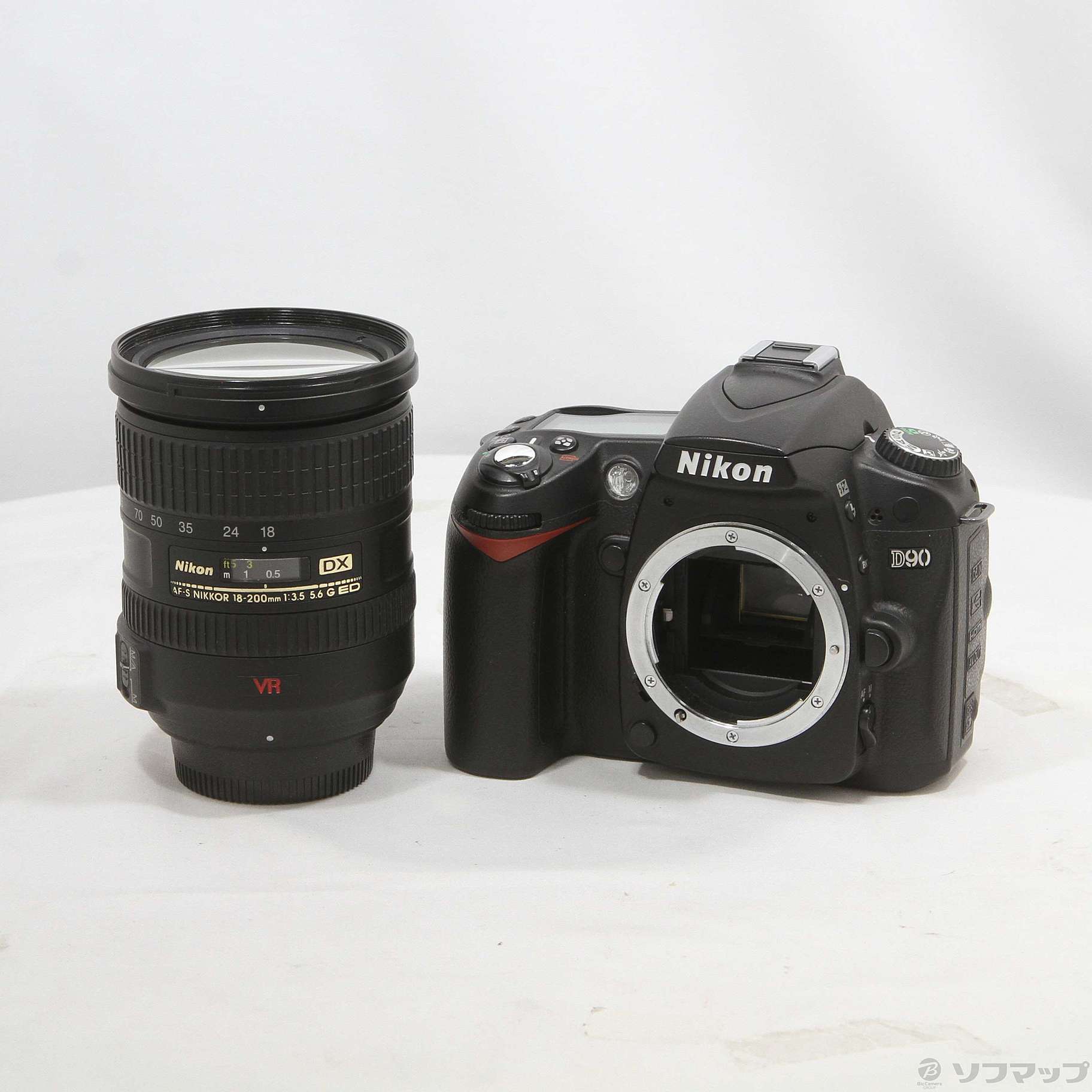 中古】Nikon D90 AF-S DX VR 18-200G レンズキット [2133073288728