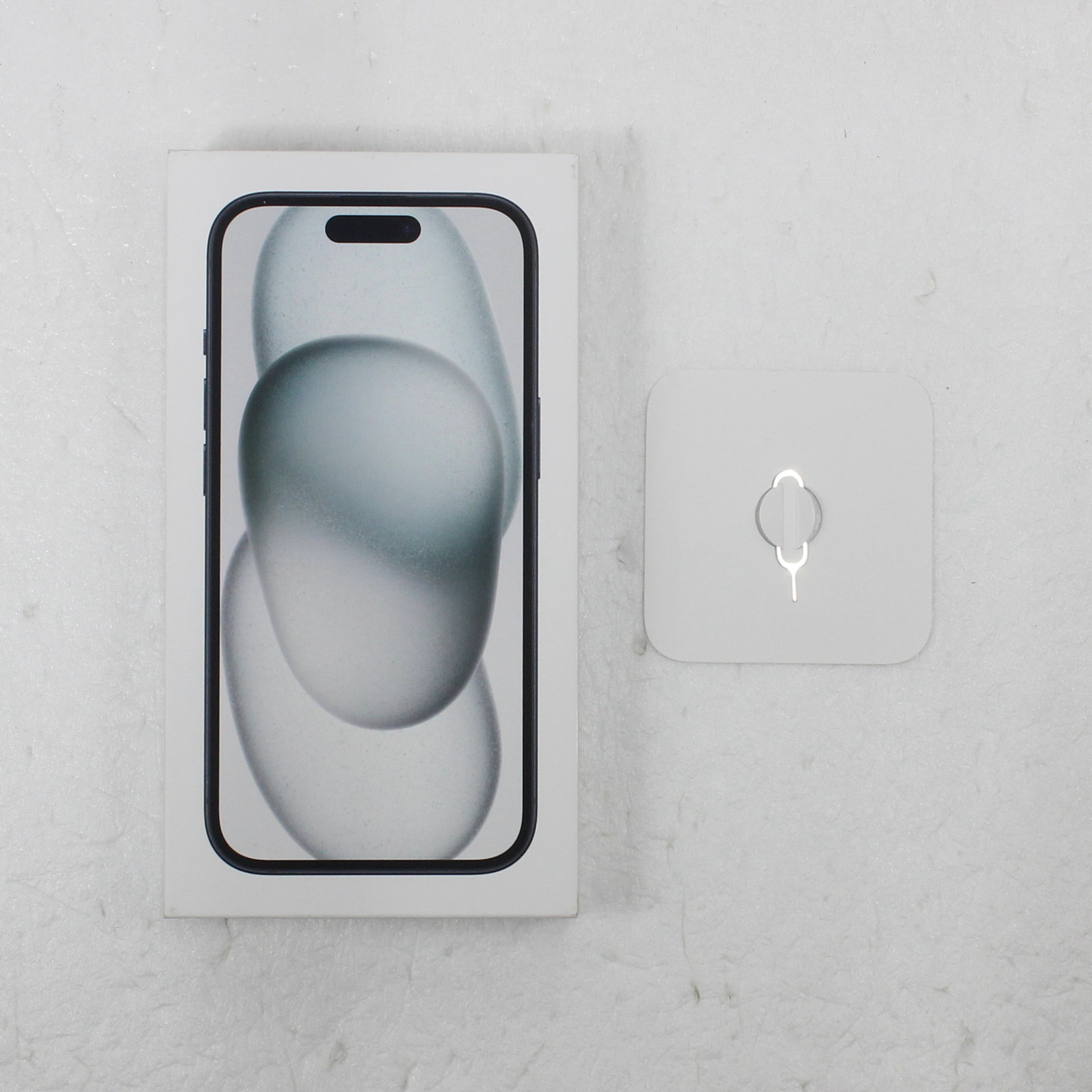 iPhone 15 中古一覧｜SIMフリー・キャリア - 価格.com