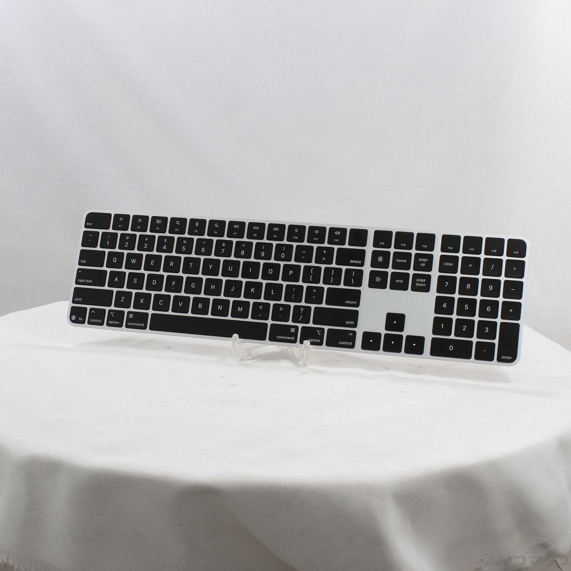 中古品〕 Appleシリコン搭載Macモデル用Touch ID搭載Magic Keyboard