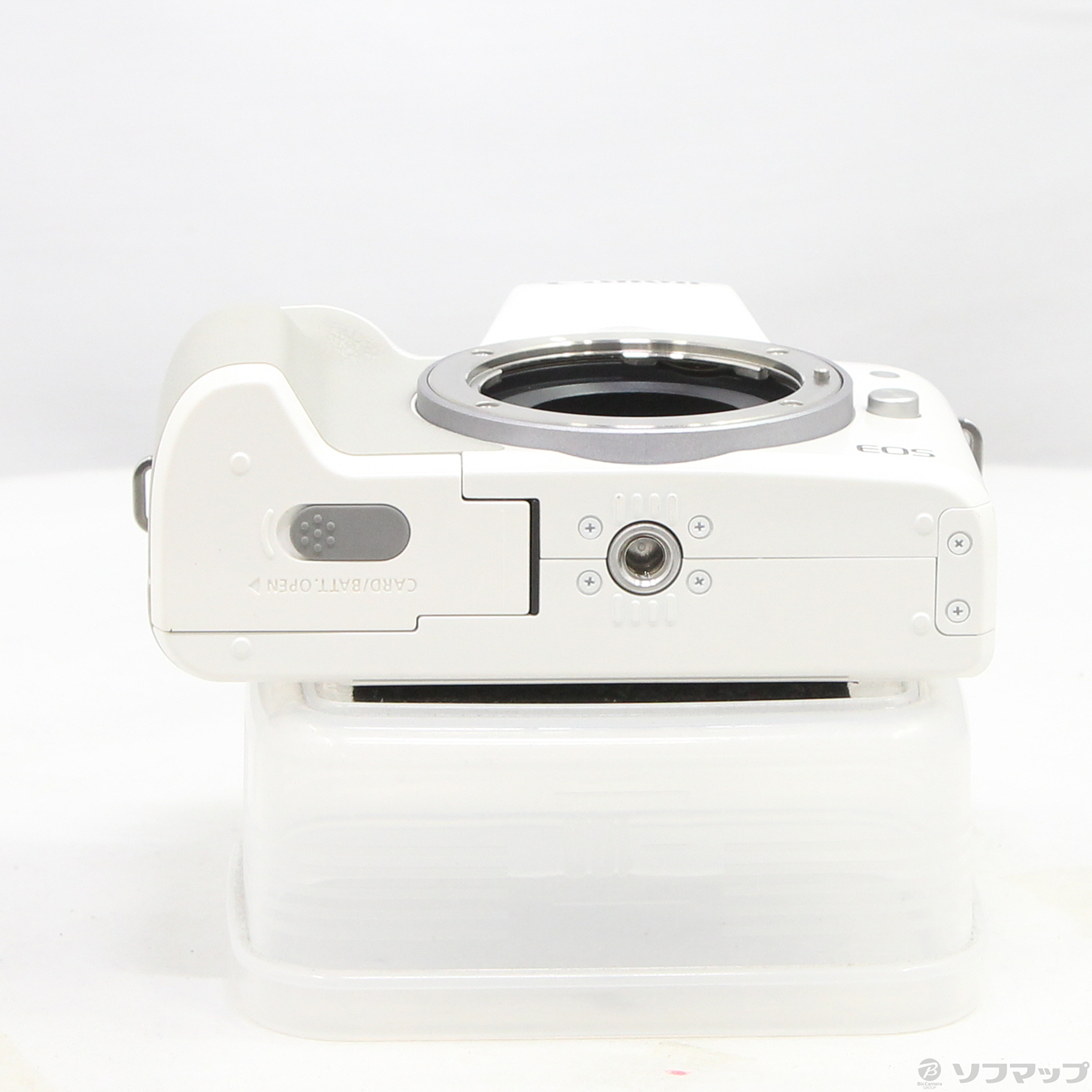 中古】EOS Kiss M ホワイト ダブルズームキット [2133073759891