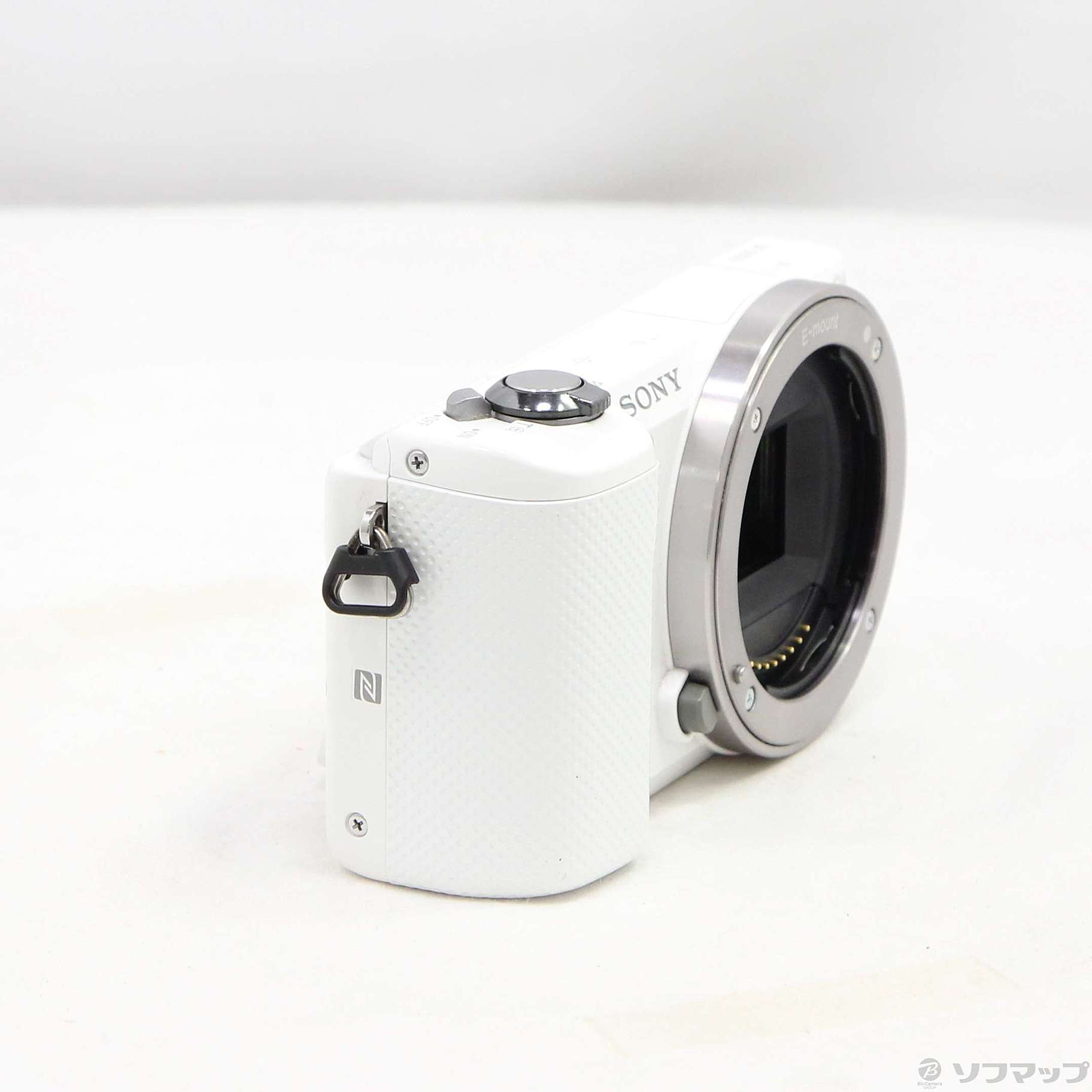 中古】α5000ボディ (ILCE-5000) ホワイト [2133074176116] - リコレ