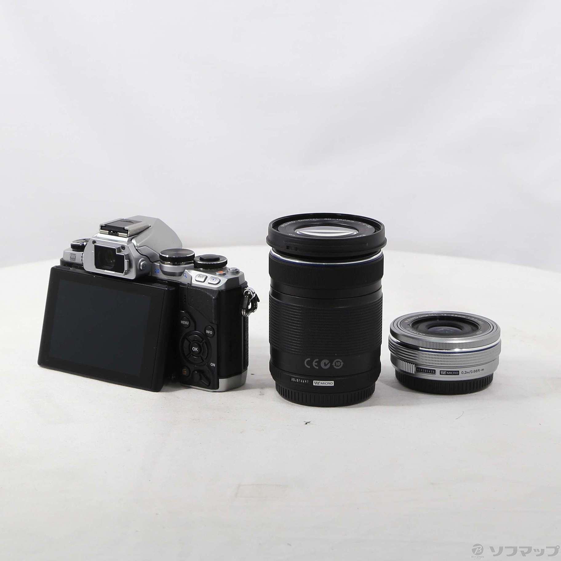 中古】OM-D E-M10 EZ ダブルズームキット (シルバー) [2133074325958