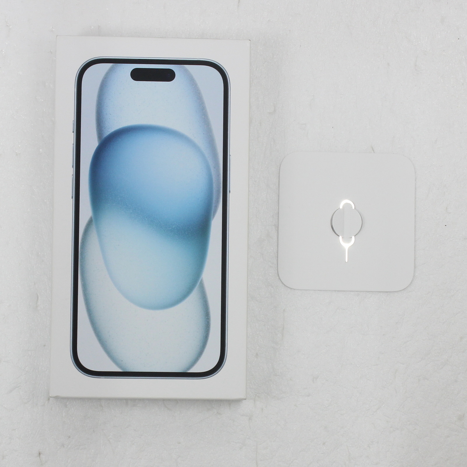 iPhone 15 中古一覧｜SIMフリー・キャリア - 価格.com