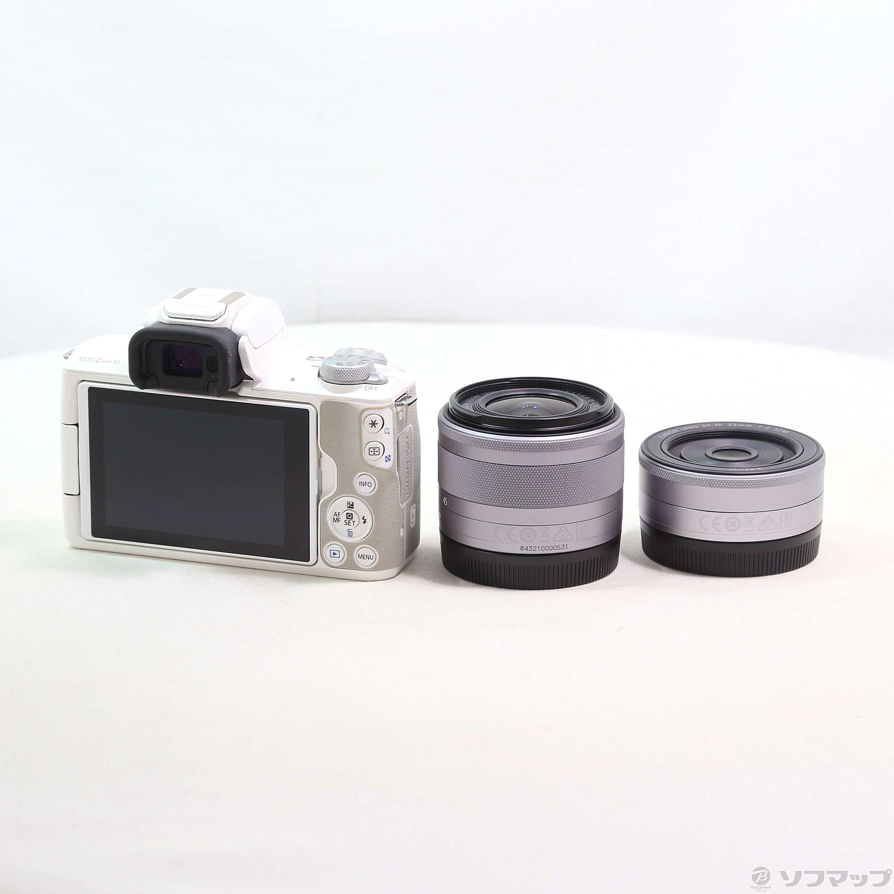 【美品】Canon EOS Kiss M ダブルレンズキット ワンオーナー 中古】EOS Kiss M ダブルレンズキット ホワイト [2133074381589