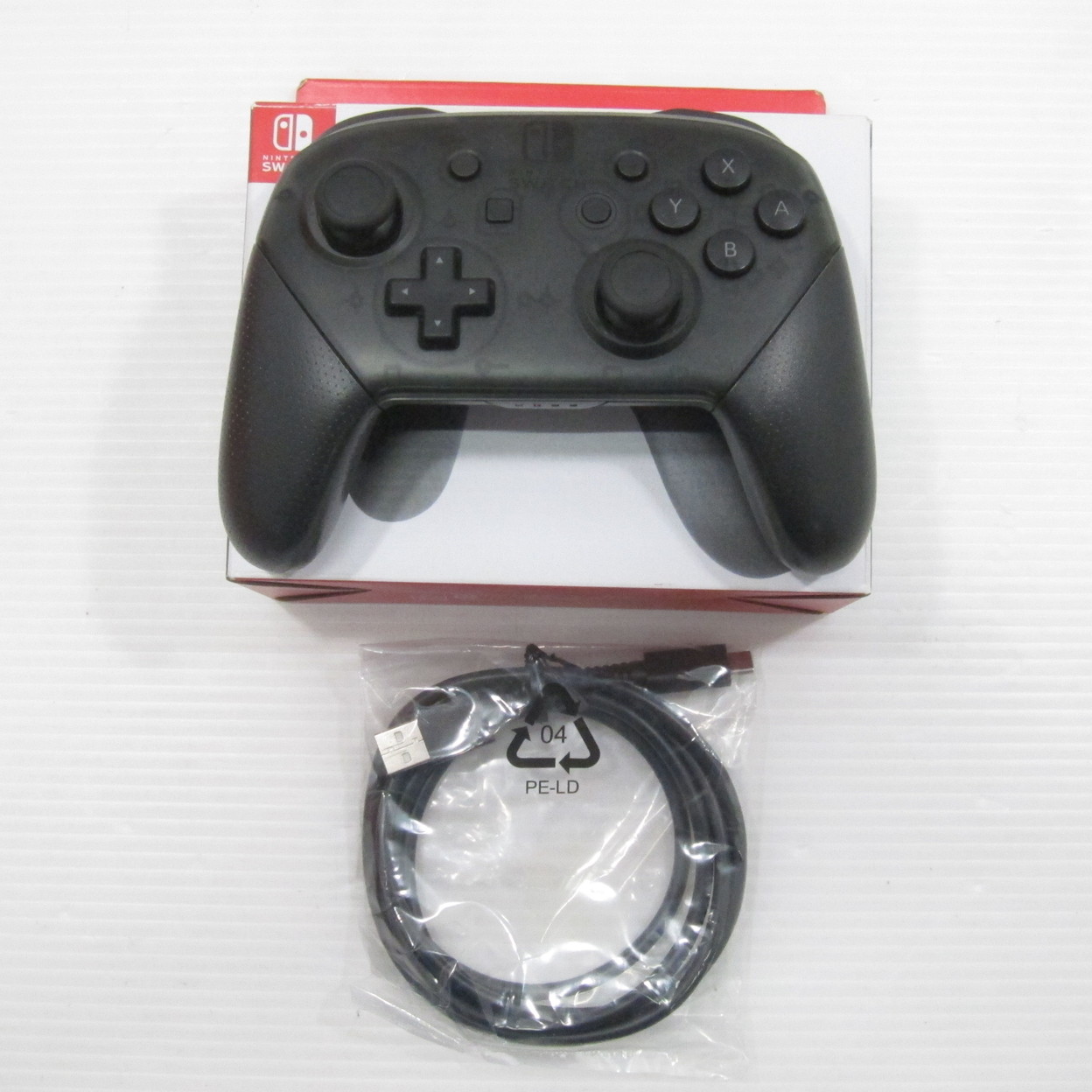 中古】Nintendo Switch Proコントローラー HAC-A-FSSK 【Switch
